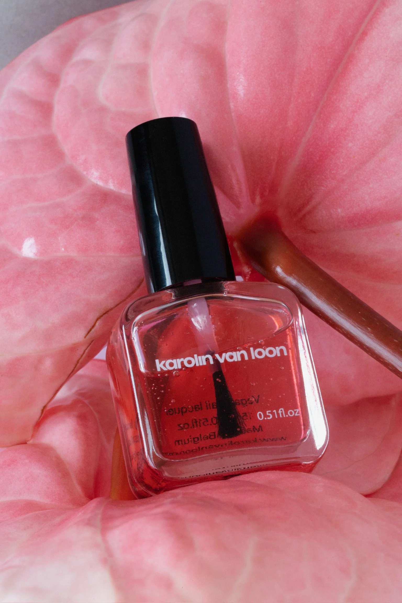Nieuw: Hydra Glow van Karolin Van Loon voor on trend rosehip nails