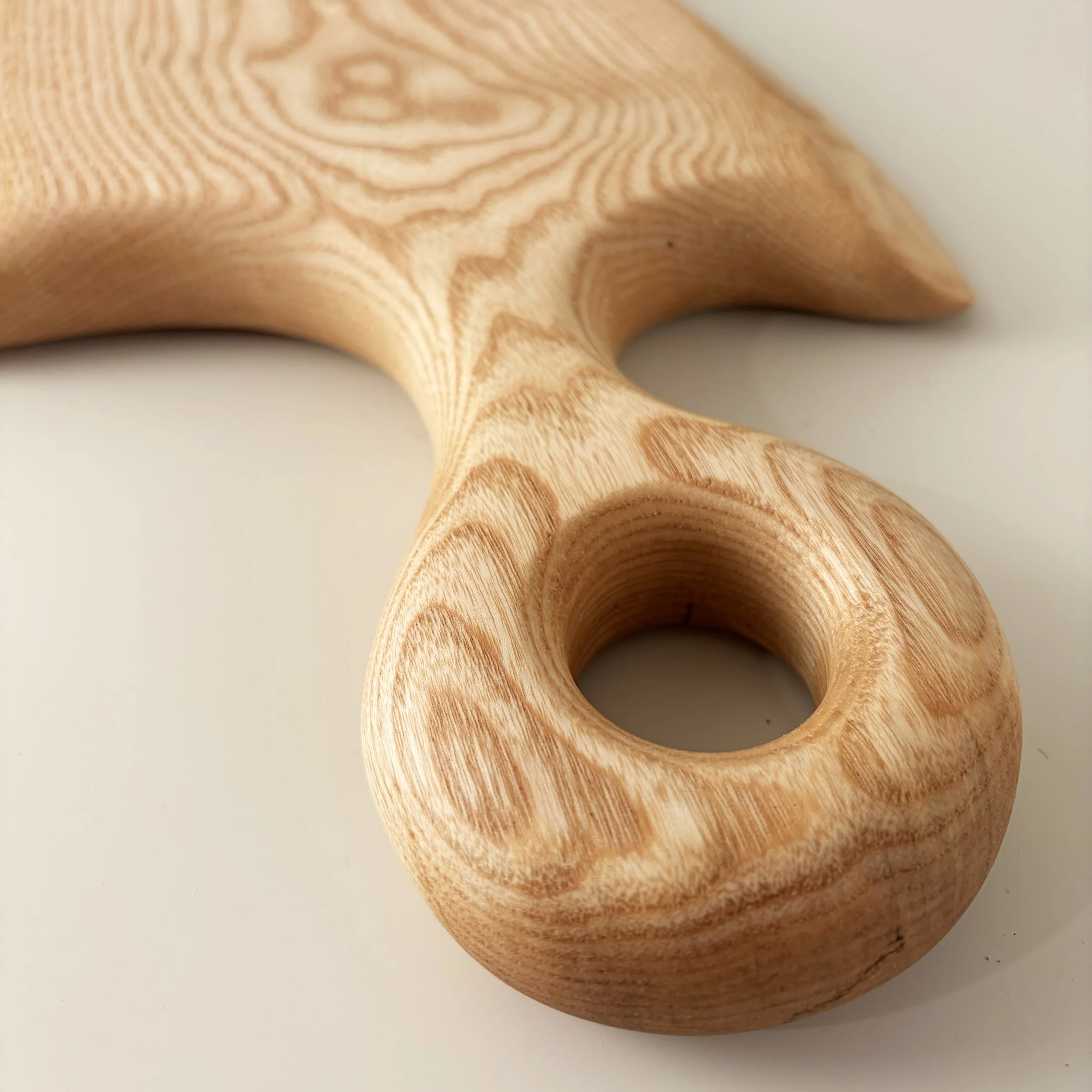 wooden-ash-chopping-board.jpg