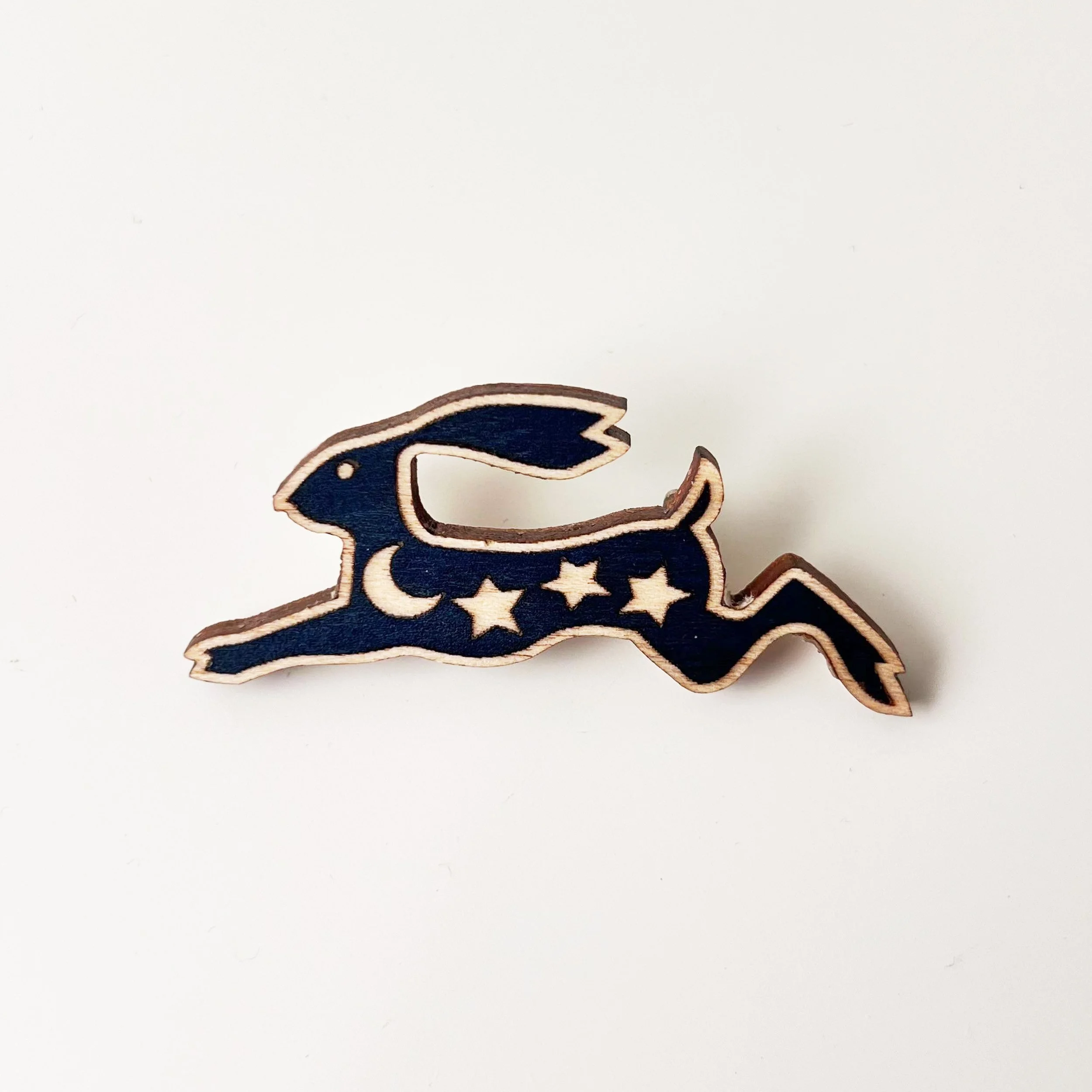 hare-brooch-leap.jpg