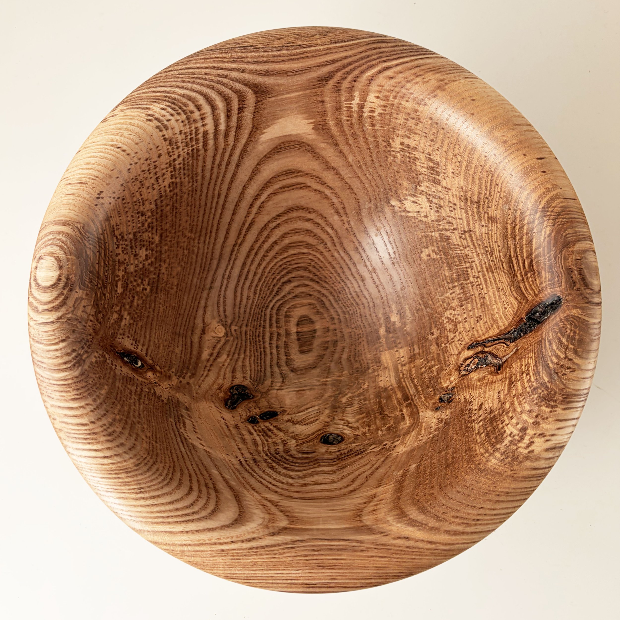 turned-bowl-olive-ash.jpg