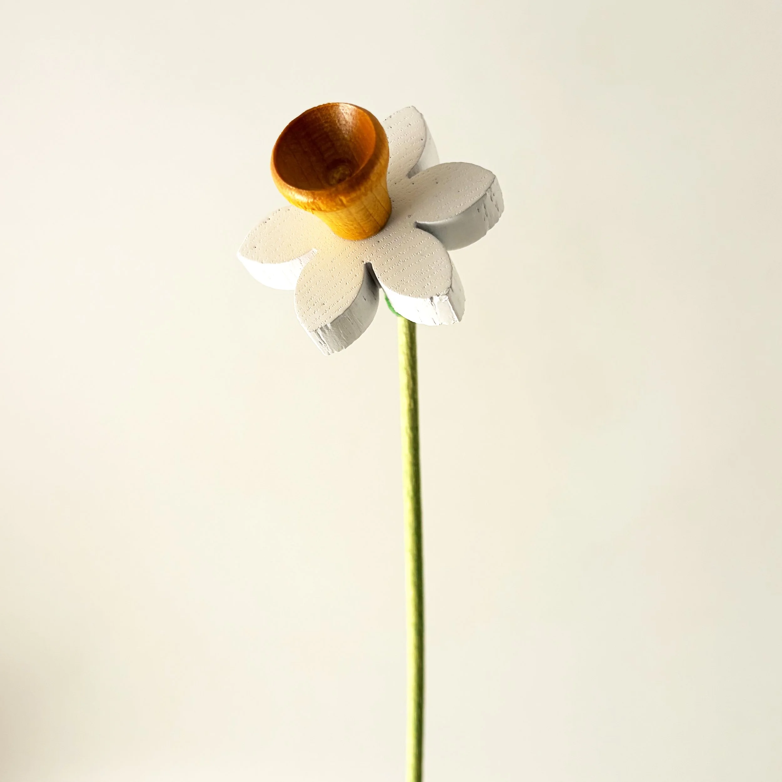wooden-daffodil-flower.jpg