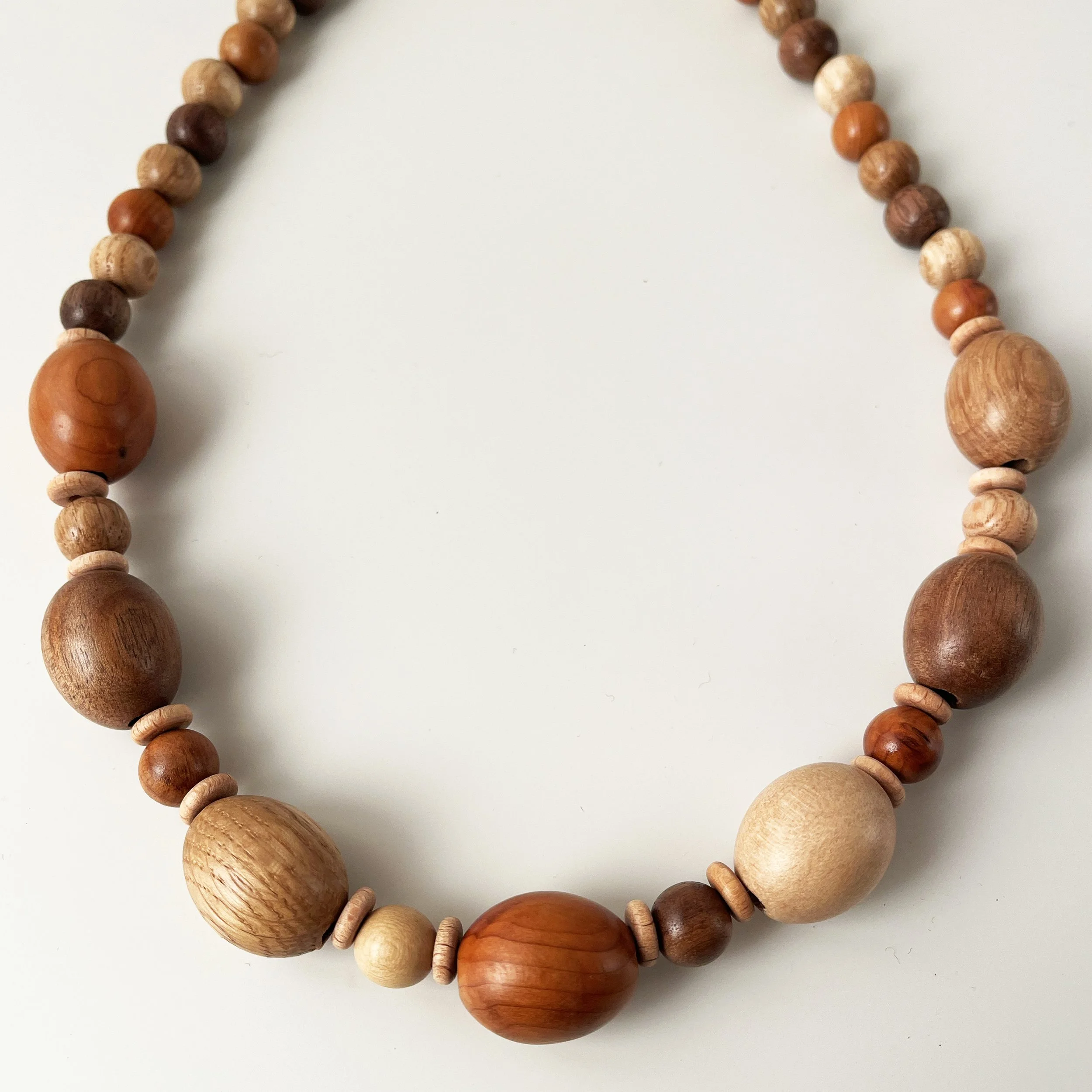 light-wood-necklace.jpg