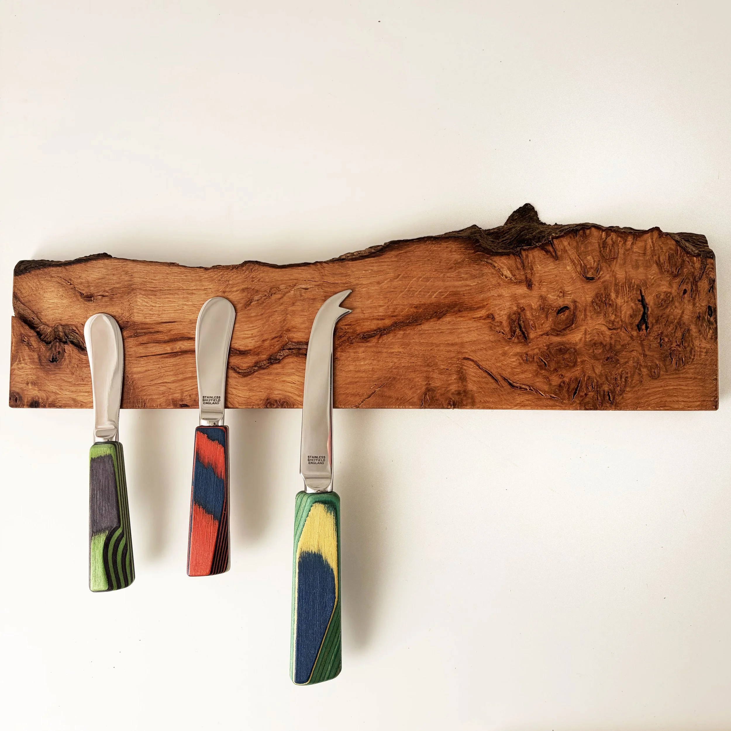 wooden-magnetic-knife-rack-burr-elm.jpg