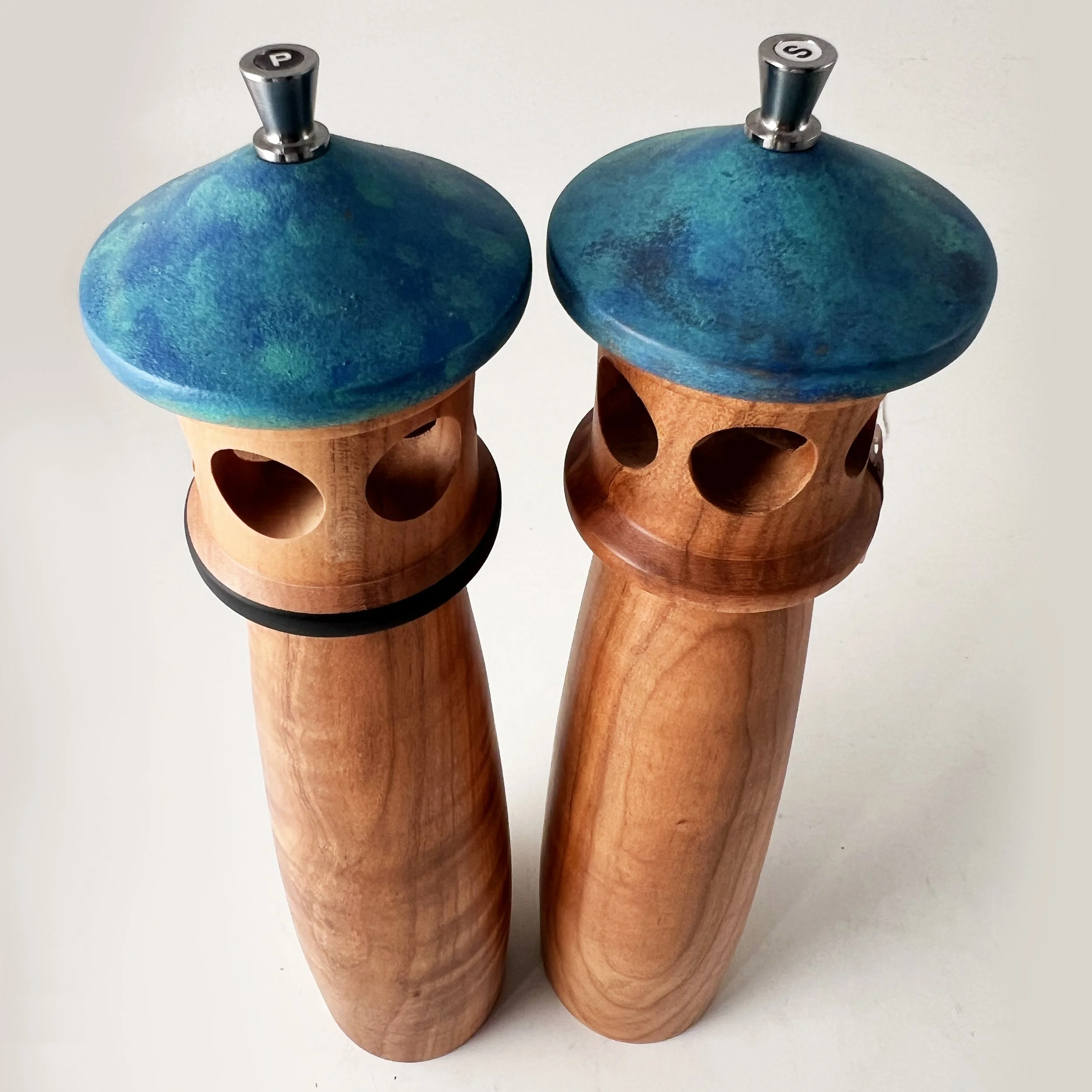 lighthouse-salt-pepper-pair-cherry-wood.jpg