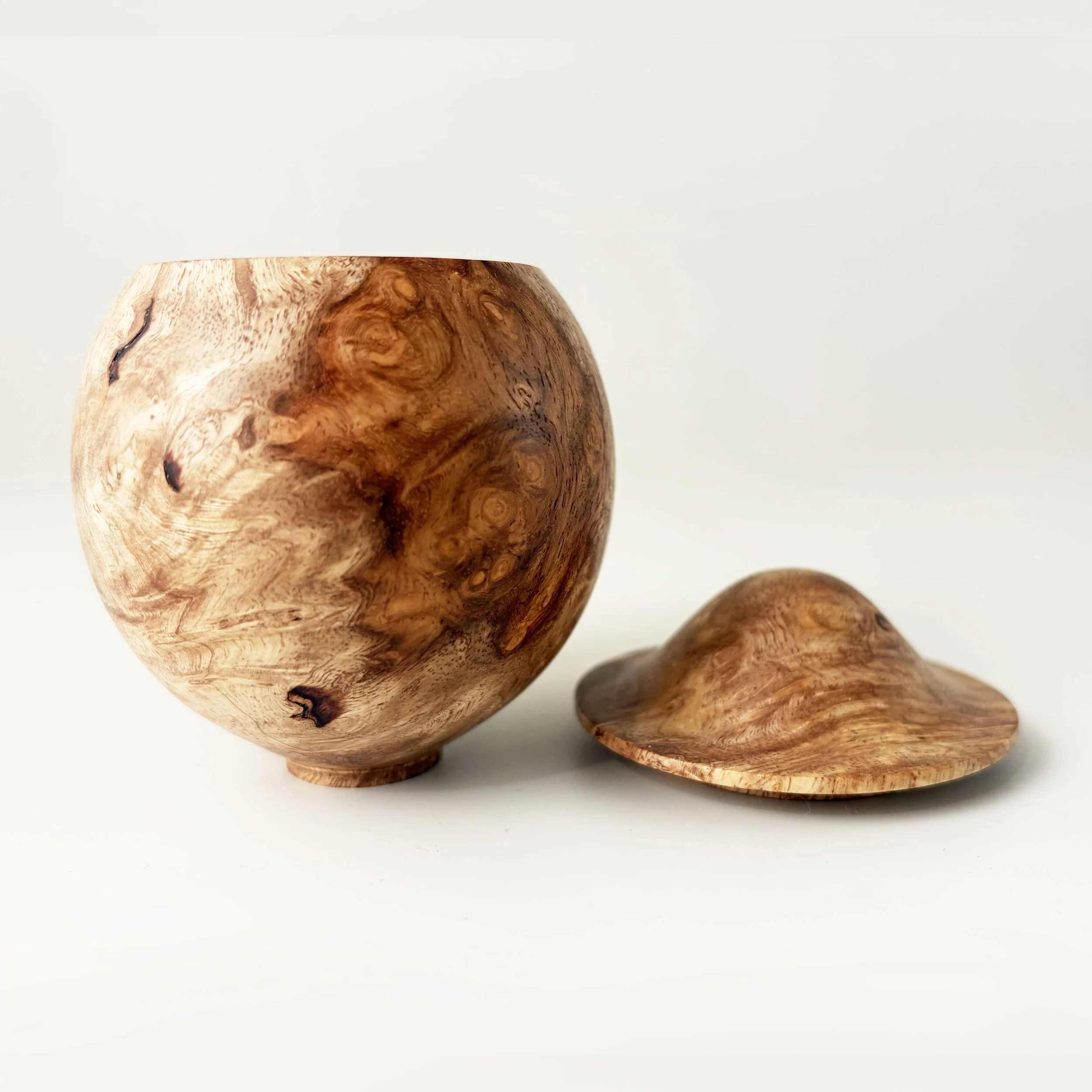 wooden-box-tamarind-burr.jpg
