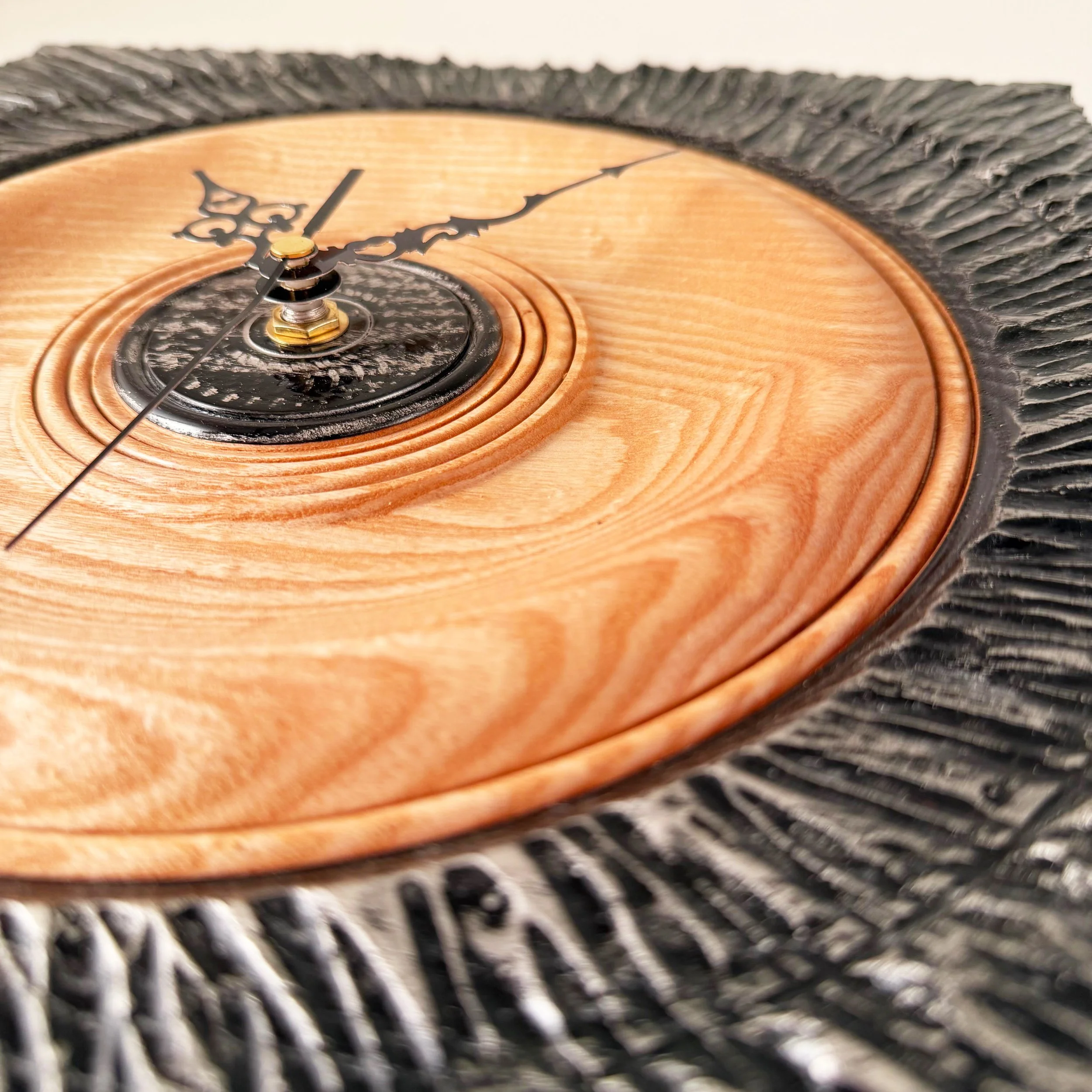 textured-clock-in-ash-2.jpg