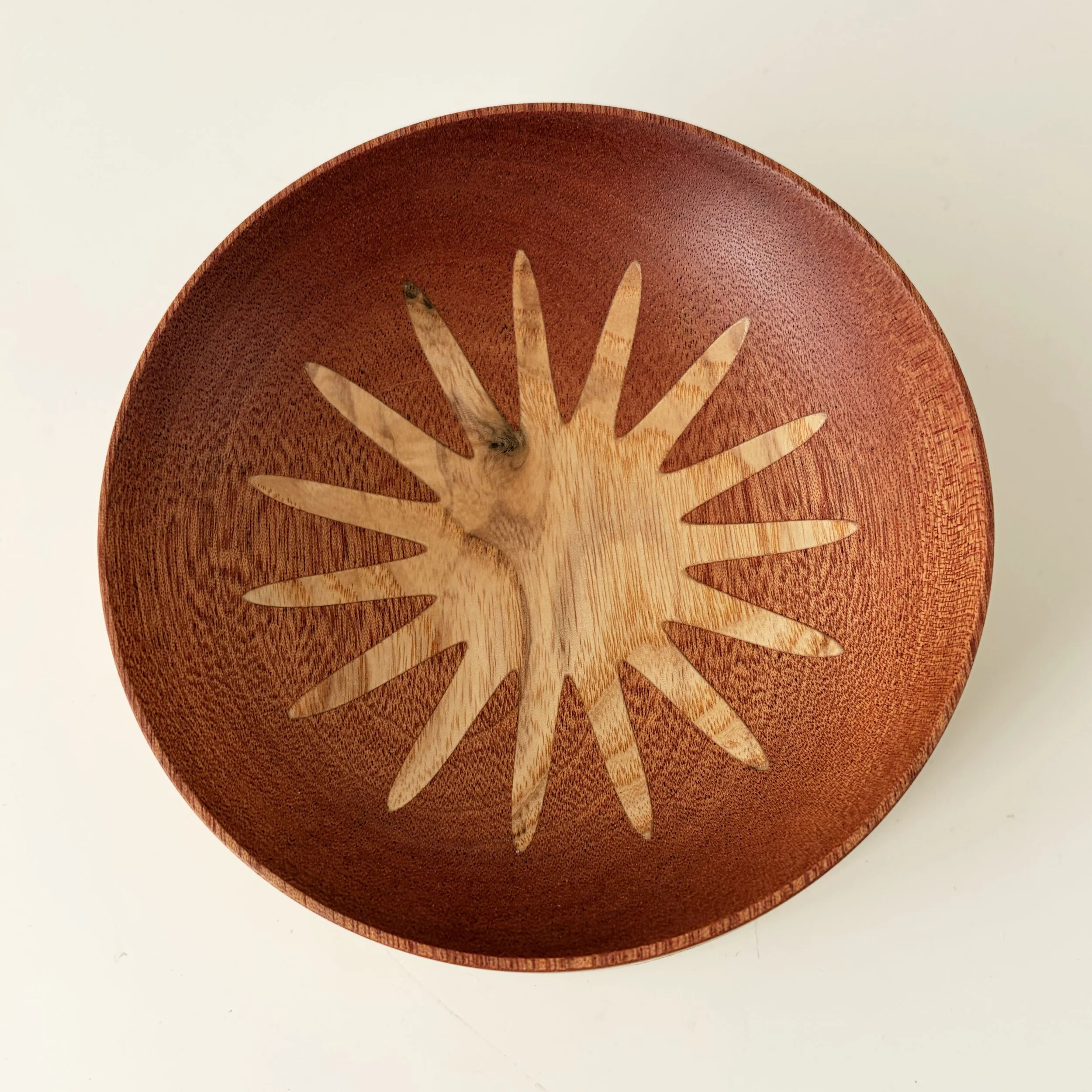 wooden-timbre-dishes-ash-sapele.jpg
