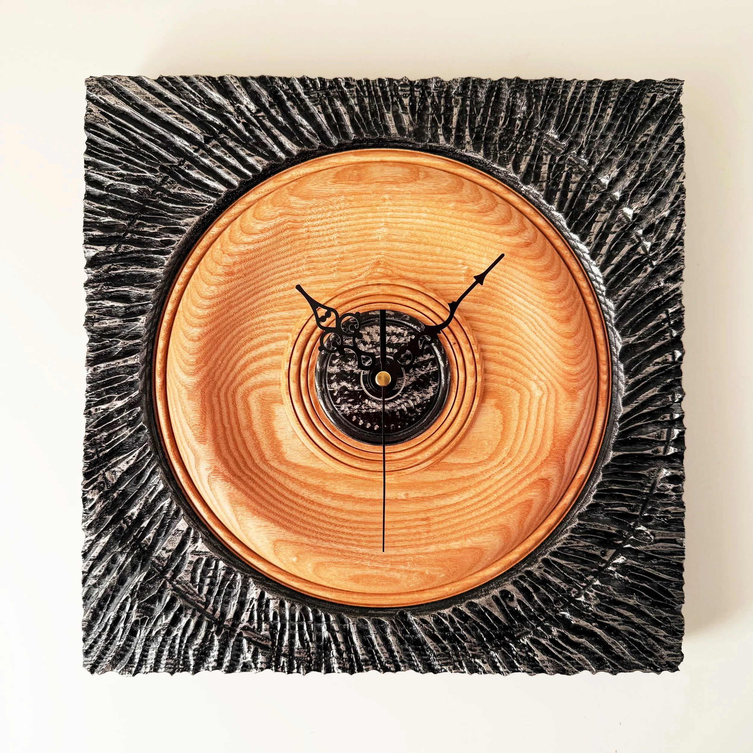 textured-clock-in-ash.jpg