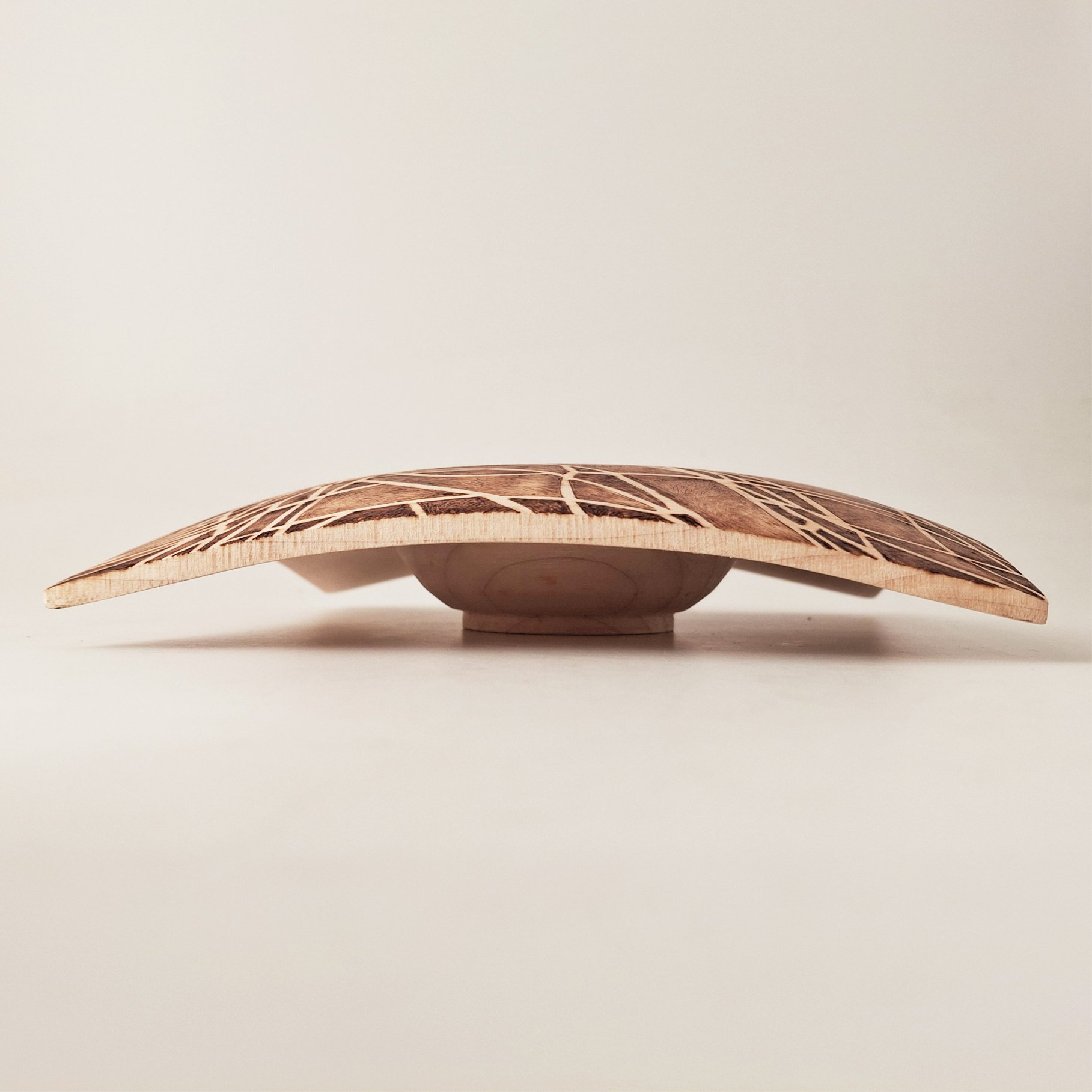 square-dish-sycamore-pyrography-side.jpg