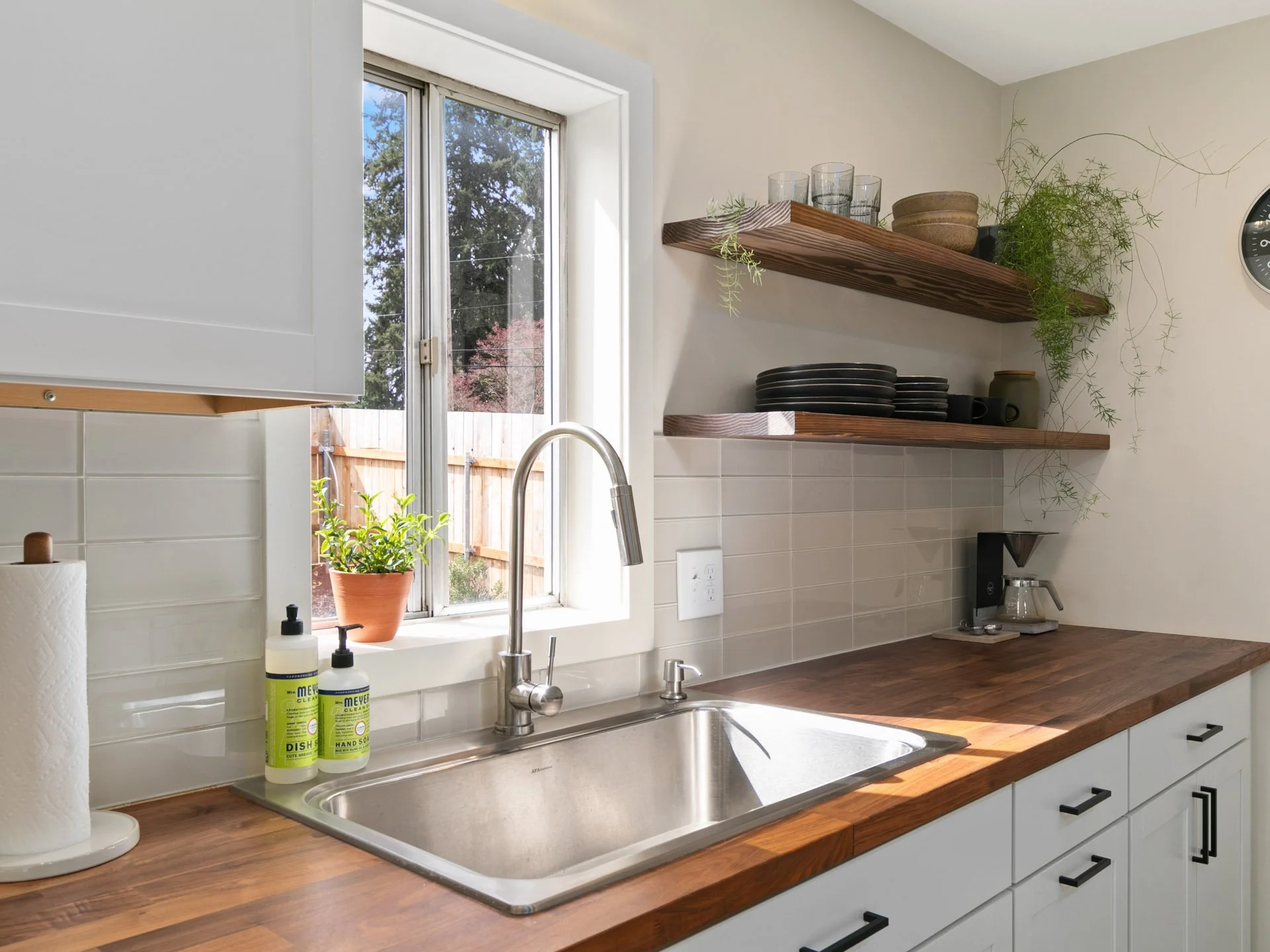 6306 Glen Echo Ave, Gladstone-WEB-27.jpg