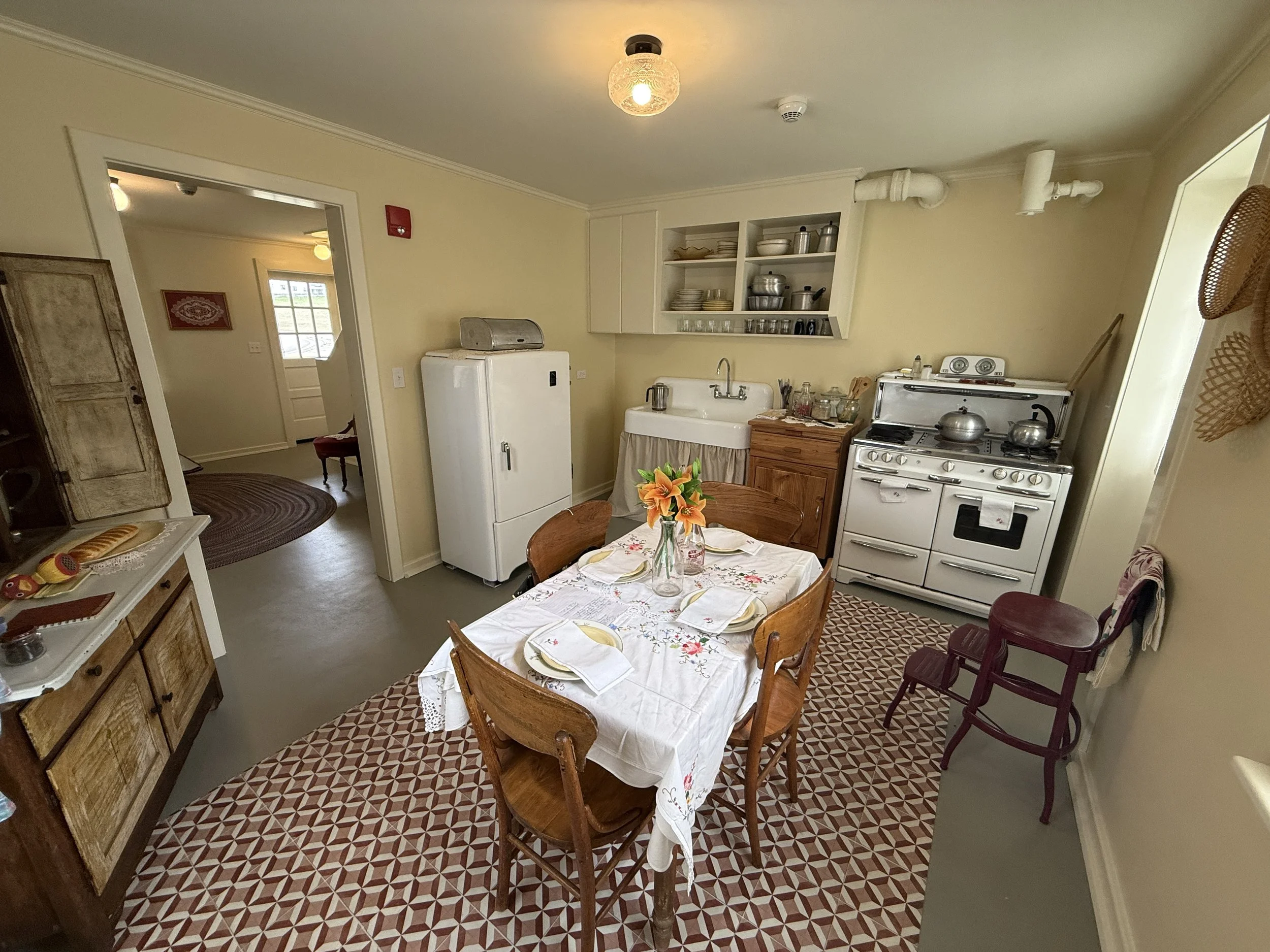 Home Town HGTV Visitor Center.JPG