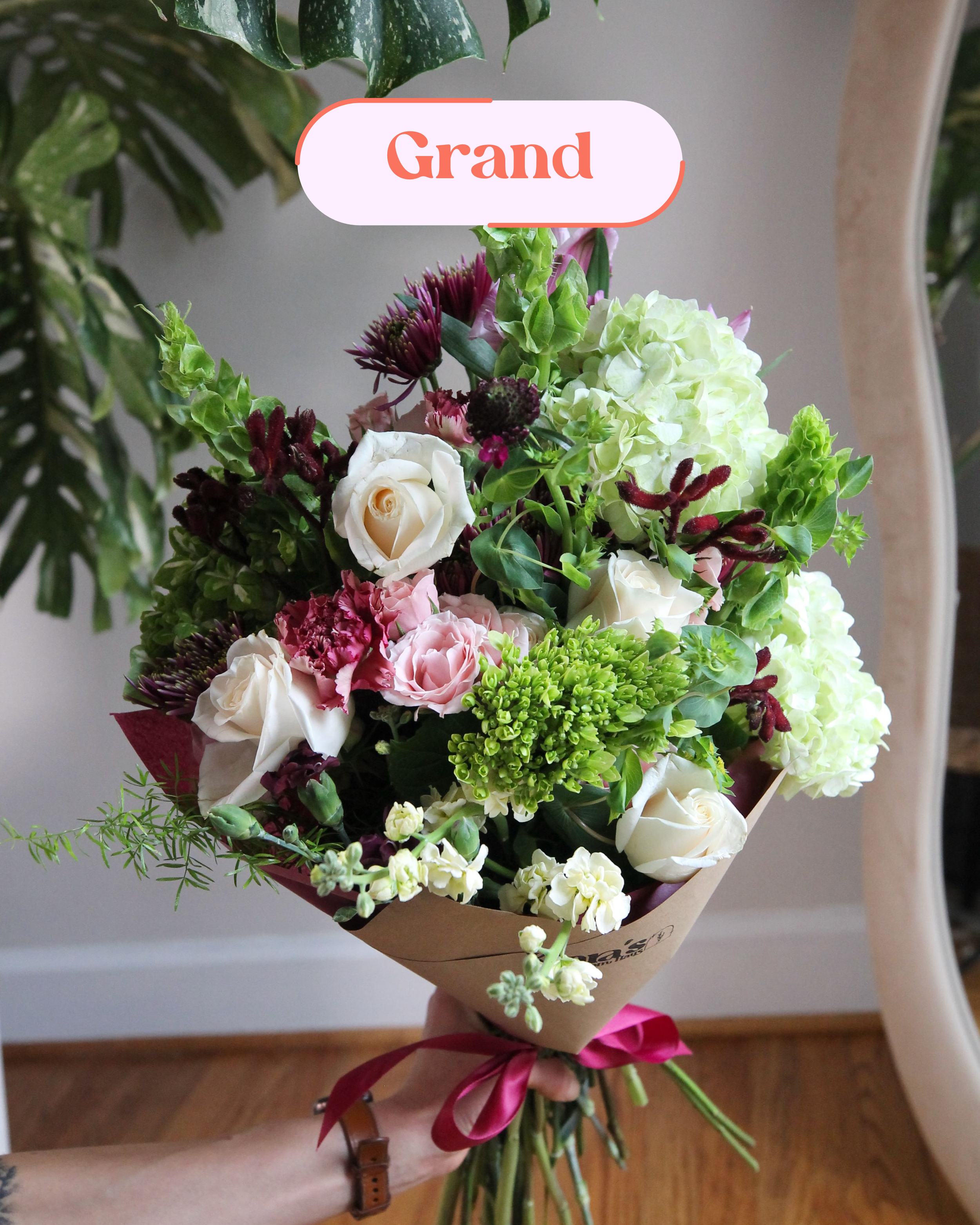 KlarasBloomHaus_Grand_Bouquet_MetroDetroit_Florist_1.png