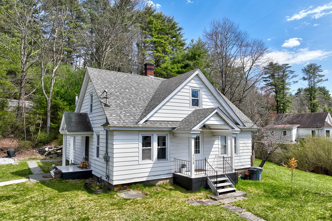 New to Market!

213 Airport Rd, Yulan, NY
&nbsp;
Introducing Highland Cottage, a charming 1938 cottage that retains details of the fine craftsmanship indicative of the period. Original wood trim and doors tell of time when materials were superior to 