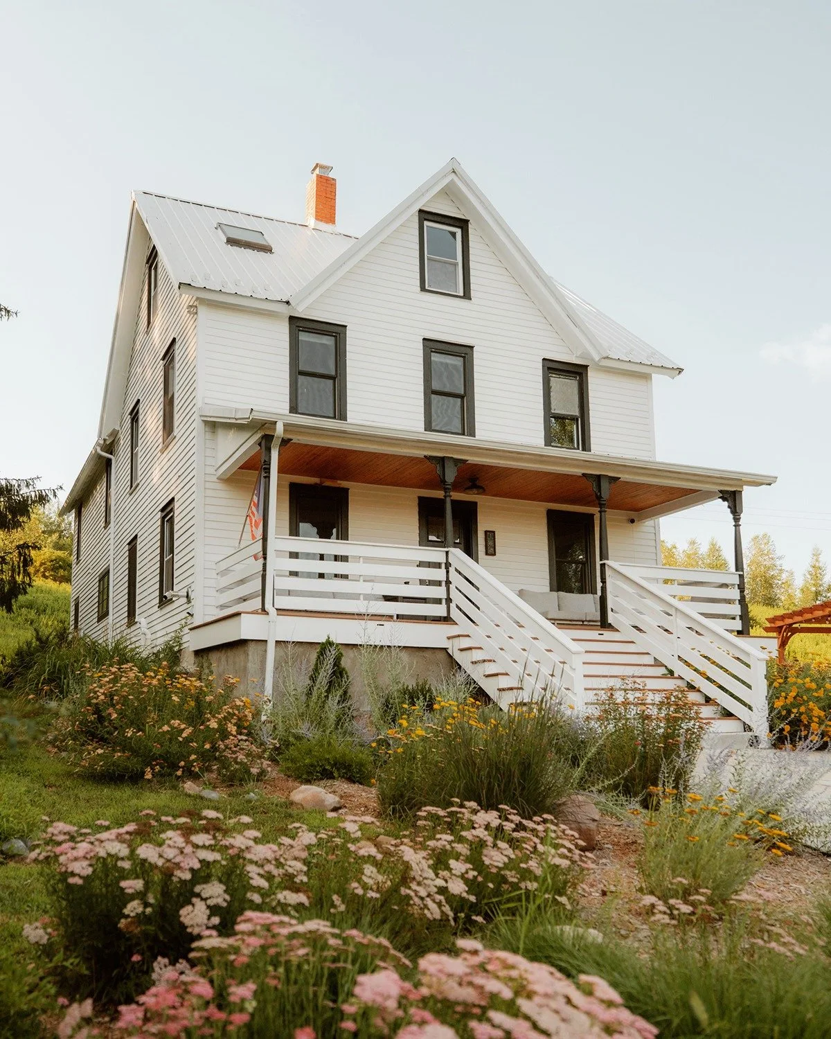 Occasionally, a listing (not my own)makes my pulse jump.

Enter: Liberty Farmhouse.

I figured it looked good in the photos, but honestly&mdash;I wasn&rsquo;t prepared for how much I&rsquo;d love this house and its setting. Pulling up the drive feels