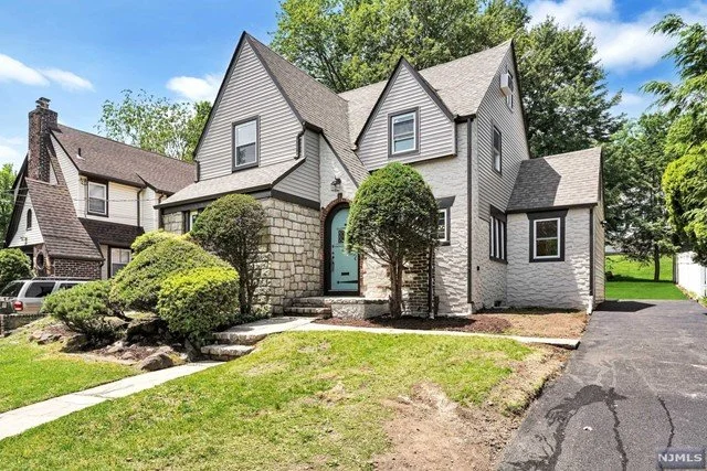 Renovated Bergen County home exterior by JR Christian Contractors