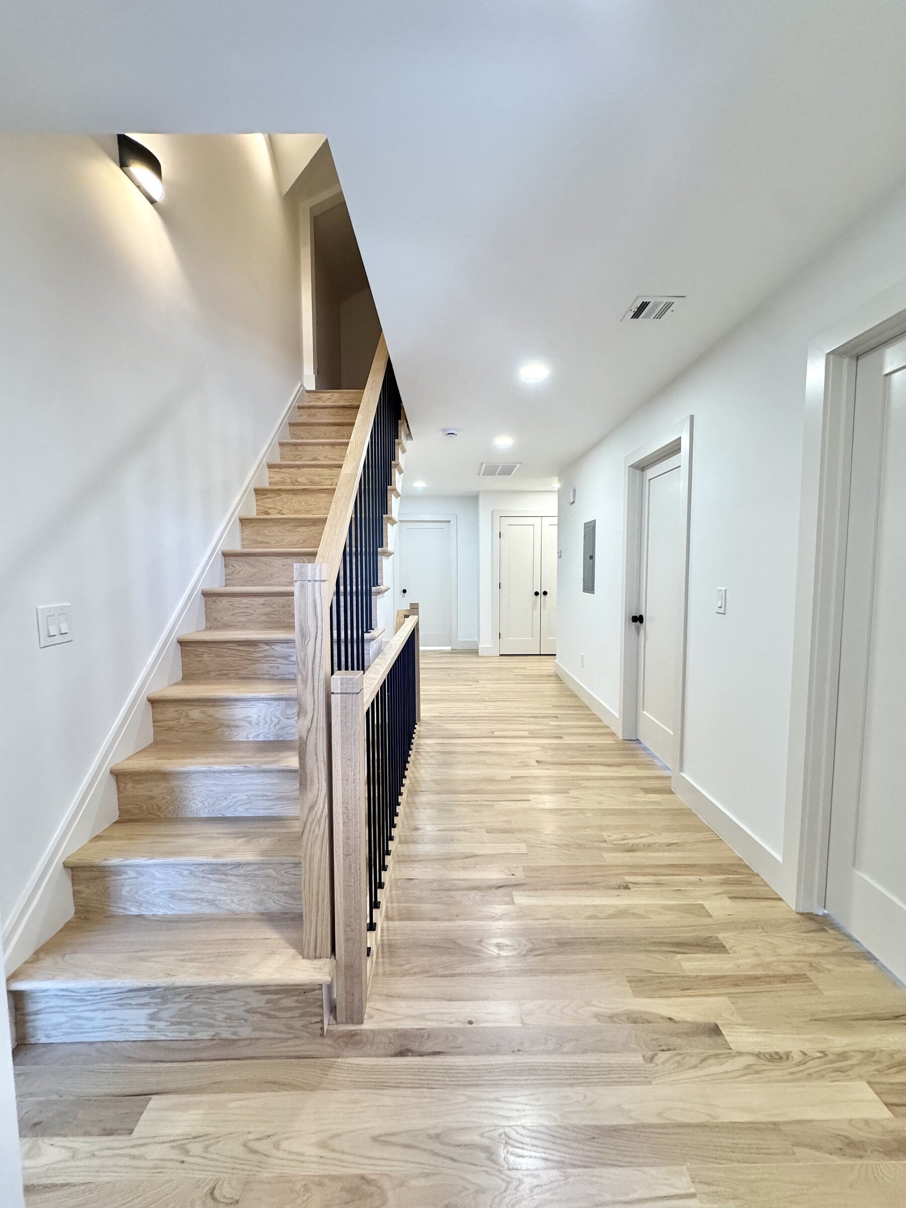 woodland-road-03-stair-hall-red-oak.jpg
