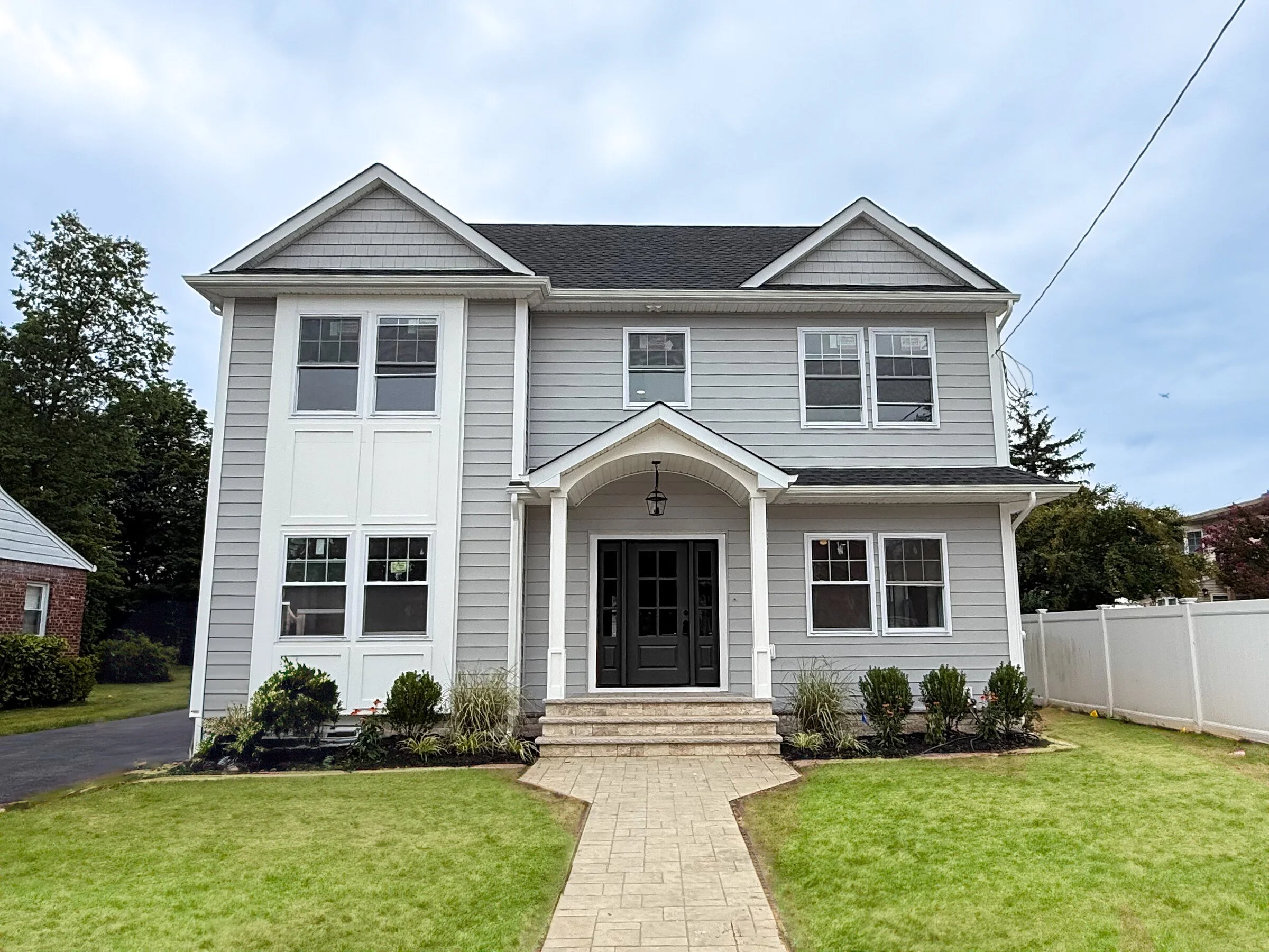 woodland-road-01-exterior-front-elevation.jpg