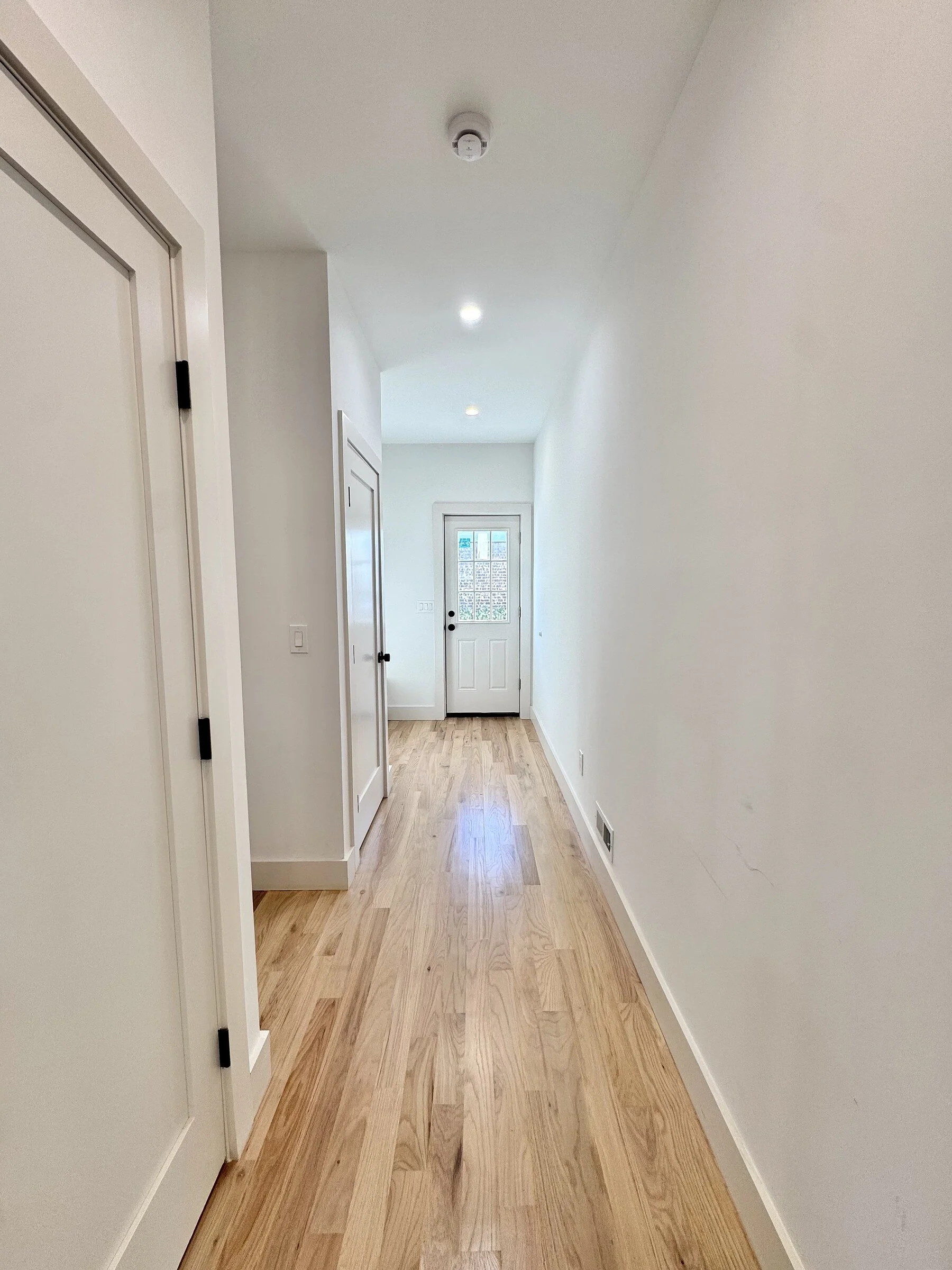 woodland-road-29-hallway-hardwood.jpg