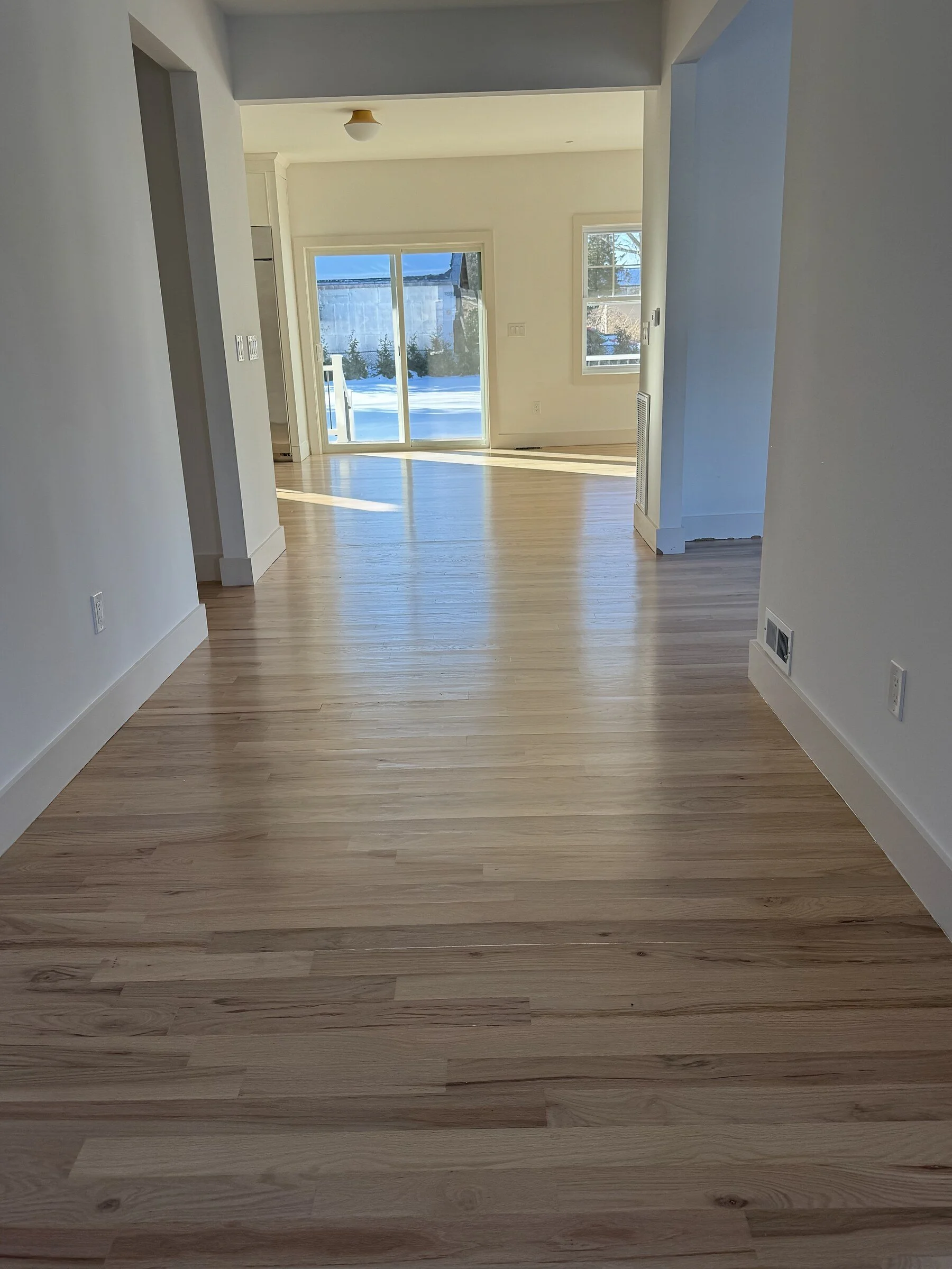 woodland-road-04-open-living-area-hardwood.jpg