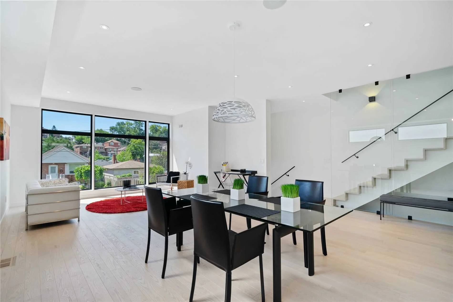 22-chudleigh-road-toronto-W4818683-6.jpg