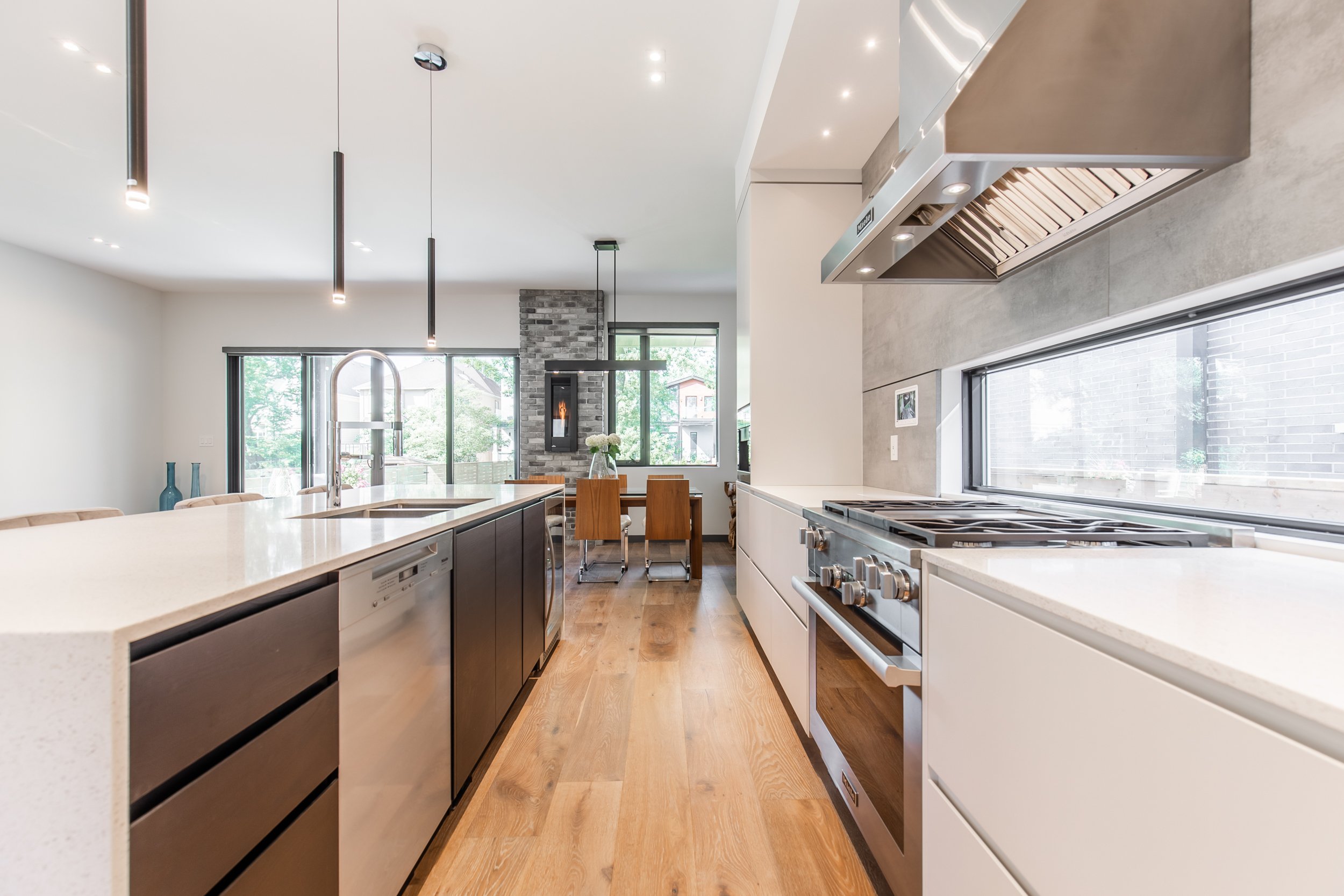 757MontbeckCrescent-09.jpg