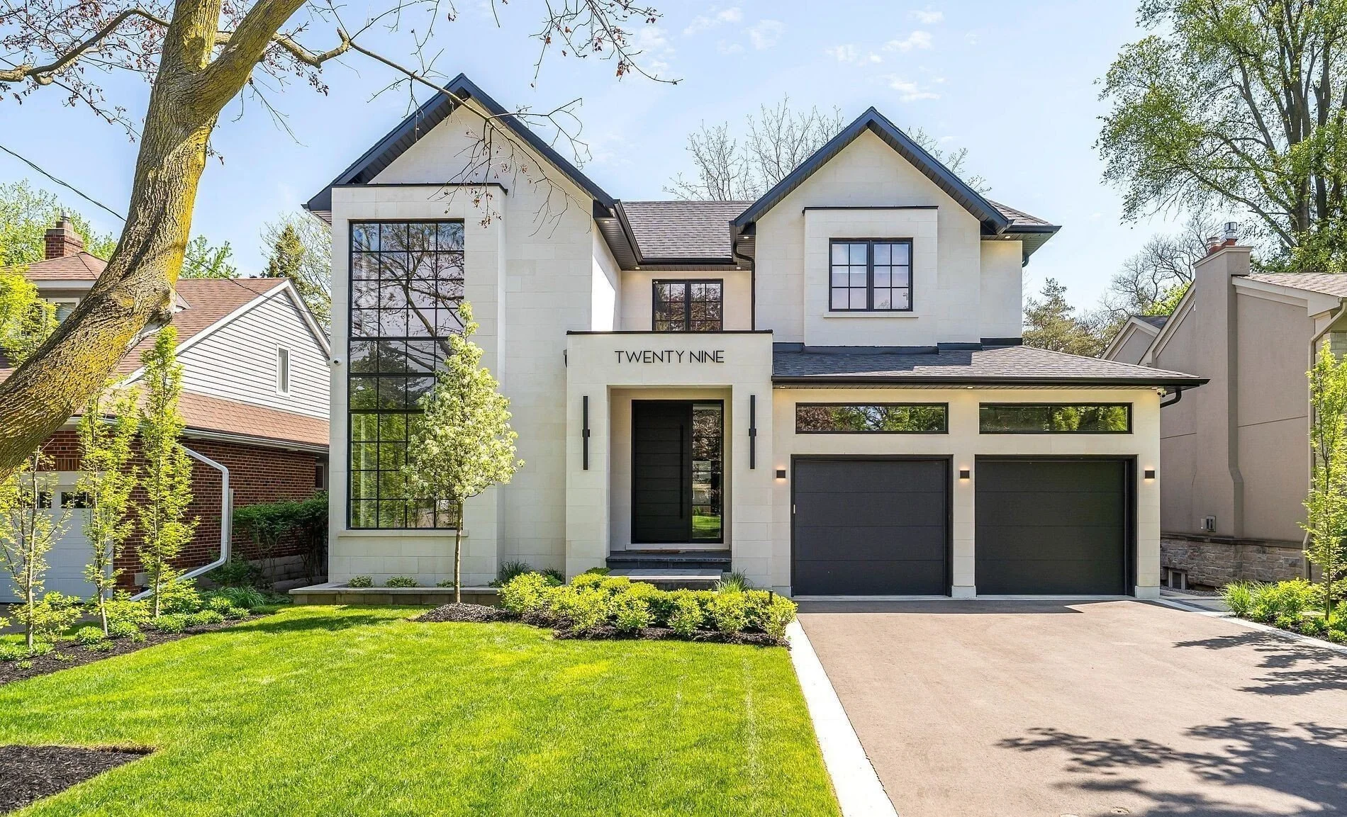 29-bromley-crescent-toronto-W12215339-1-p.jpg