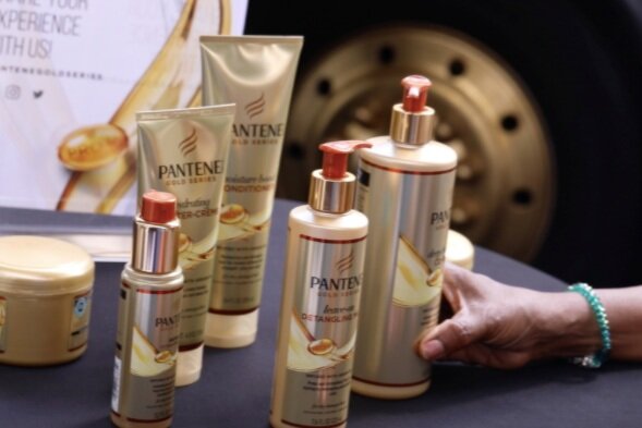 Prior to launch, we conducted shopper interviews with black women to better understand the cues they look for at-shelf when selecting a haircare product.