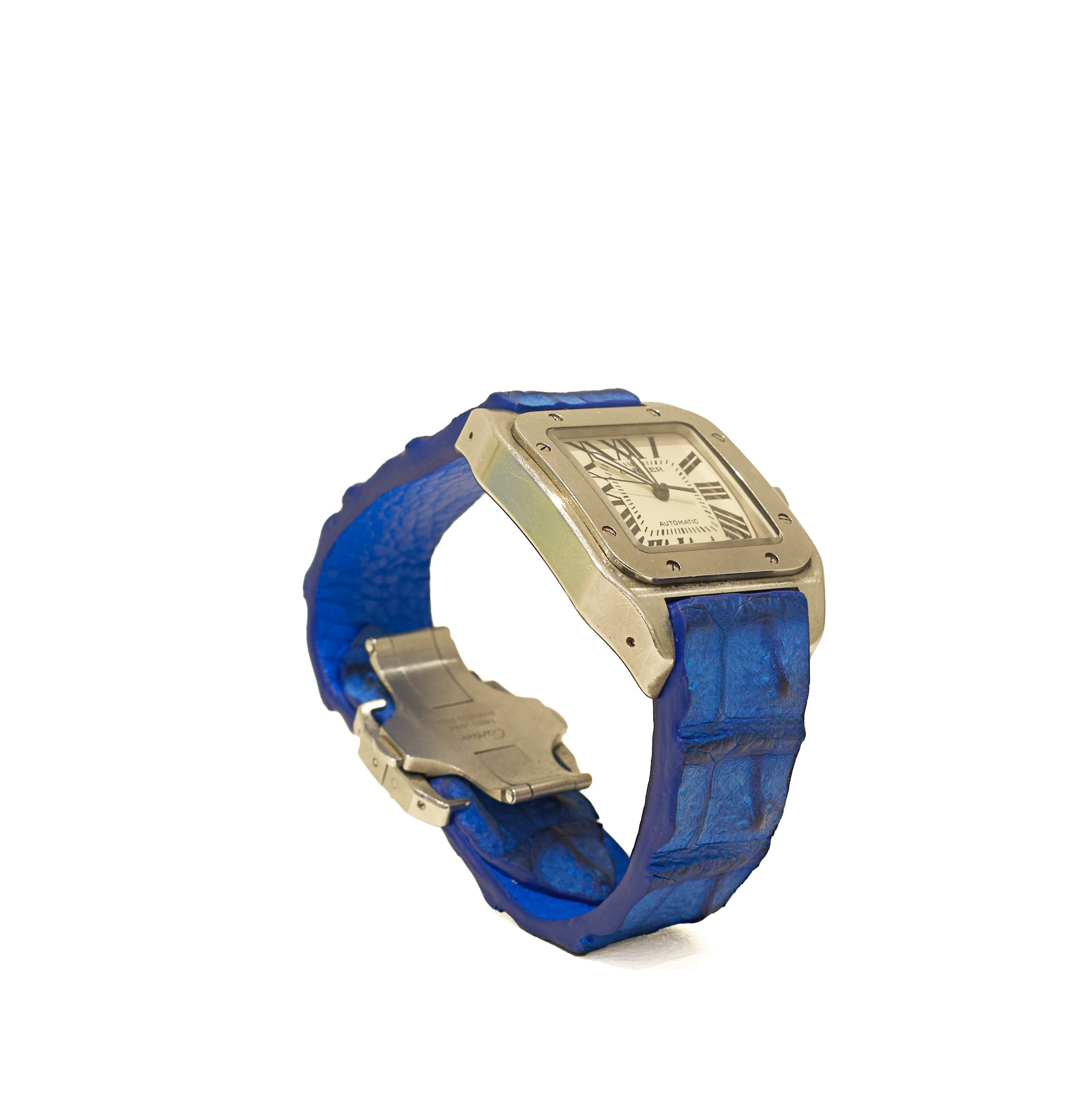 bracelet de montre sur mesure en cuir de crocodile sur mesure maroquinerie de luxe horlogerie montre cartier tank santos