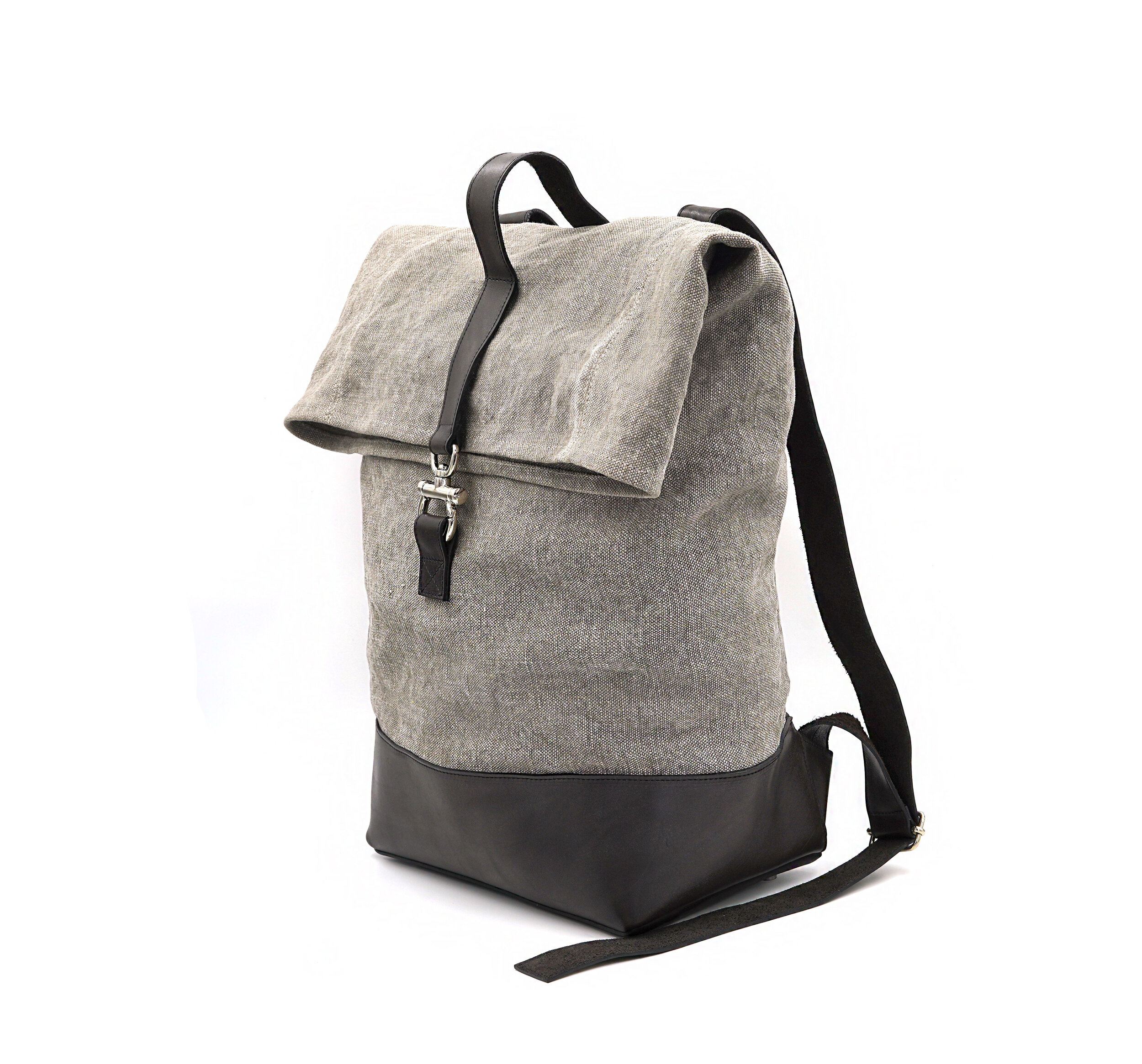 Sac a dos sur mesure pour homme maroquinerie de luxe made in france 