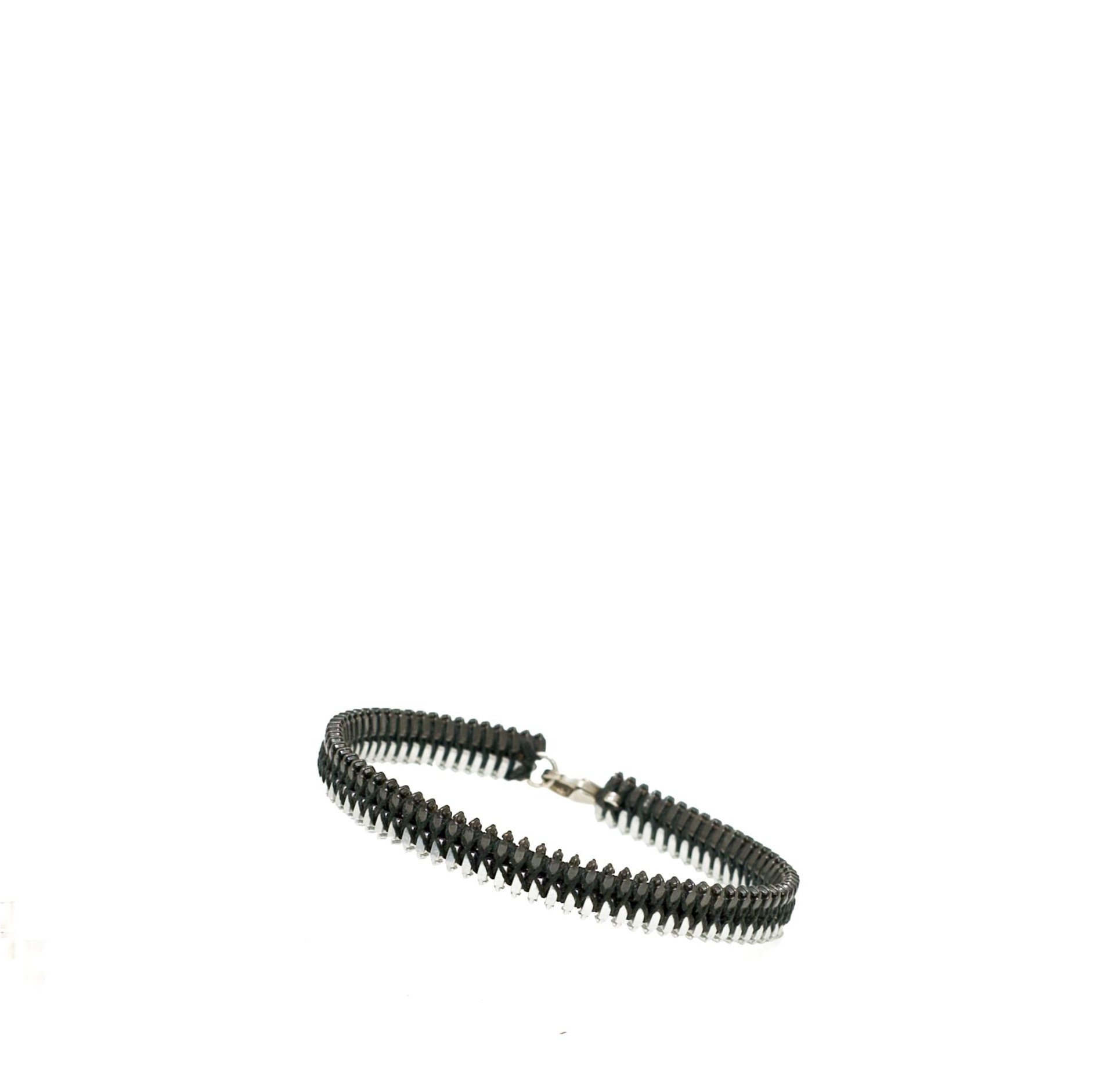 idée cadeau pour homme bracelet en argent couleur noir et argent