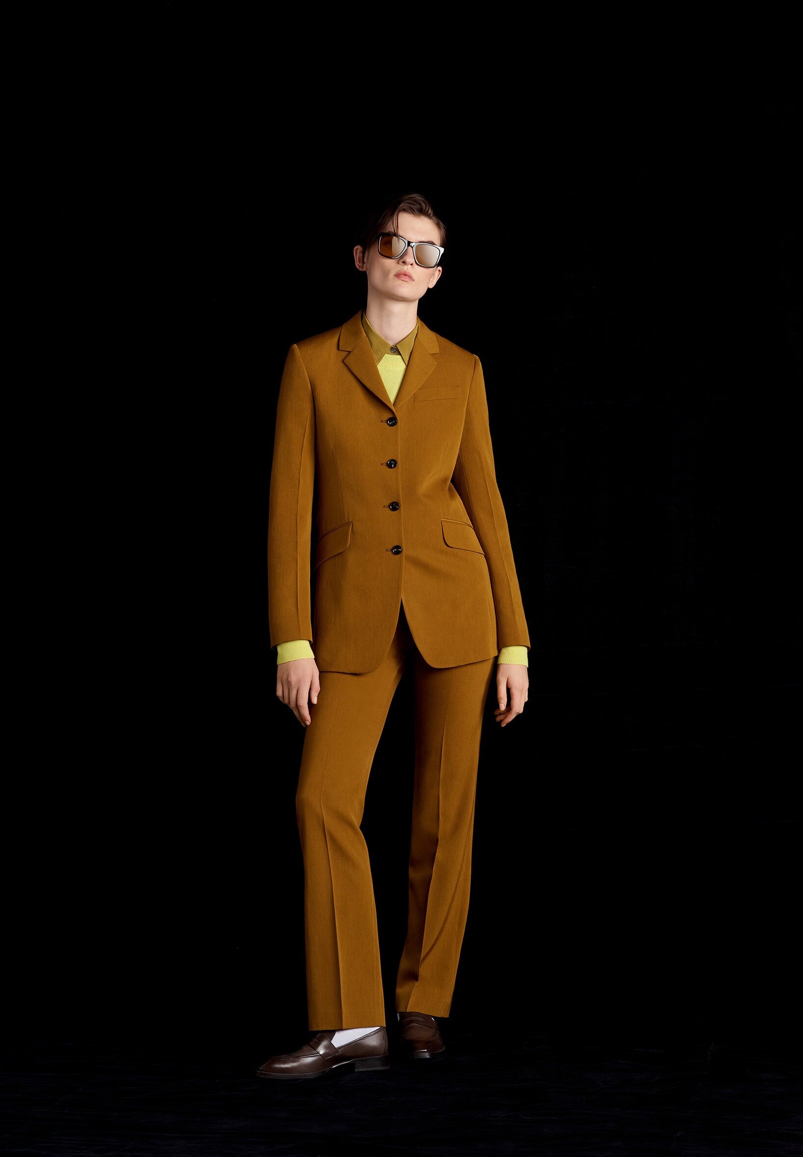 AW_21_PAUL_SMITH_GLOBAL_MAINLINE_WOMENS_SHOW_LOOK_04_01_00574_03.jpg