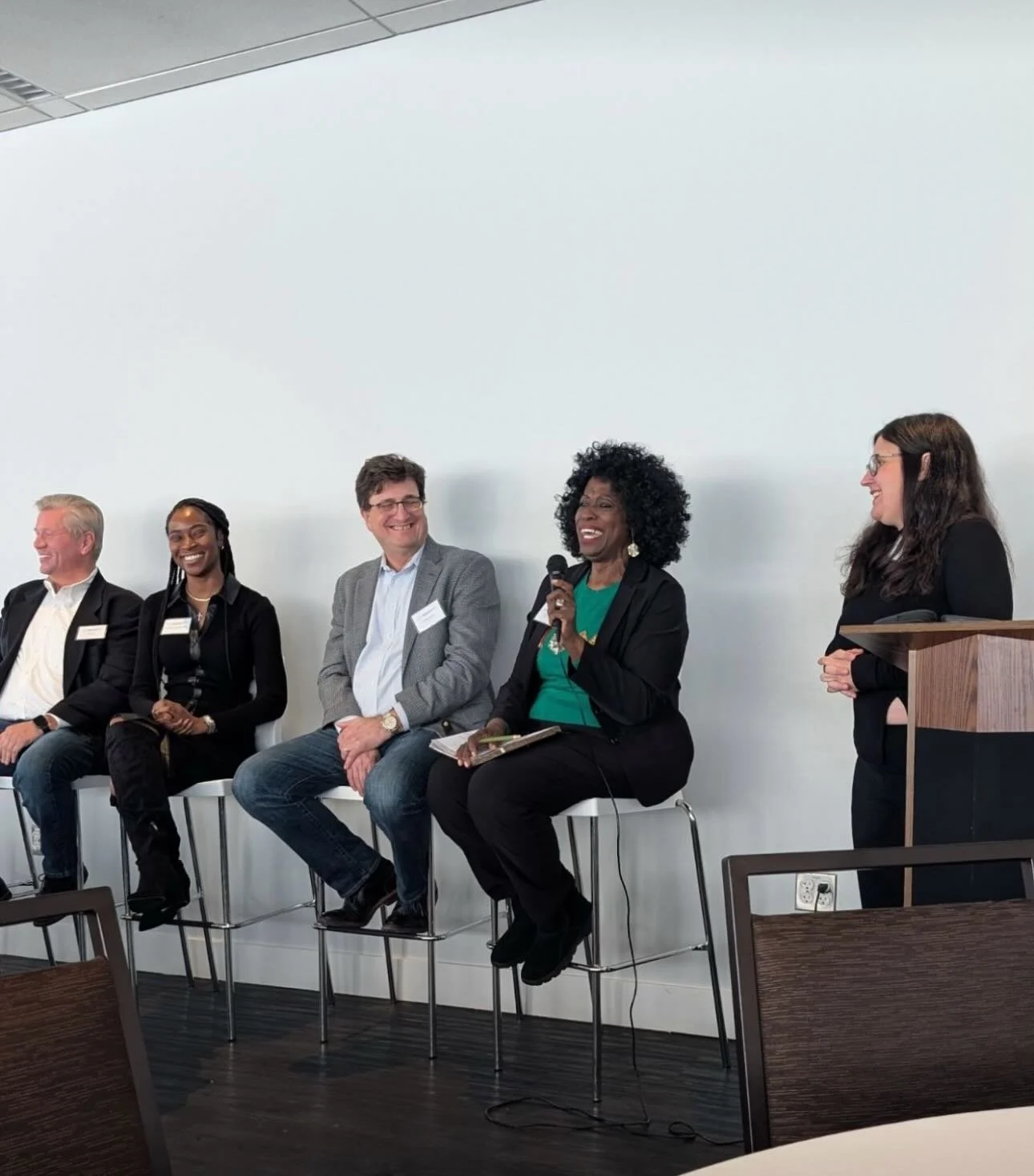 Earlier this month, NexTiles founder Dr. Madeline Walker Miller was honored to participate as a panelist at the Michigan Sustainable Business Forum&rsquo;s membership meeting, hosted by the Detroit / Wayne County Port Authority at Port Detroit. 

Mod