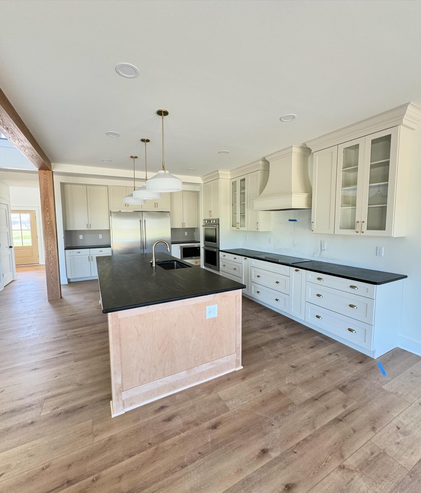 This custom home project in Milton, DE is nearing completion, and it&rsquo;s shaping up beautifully! Soon, we&rsquo;ll be handing over the keys to its wonderful owners. 🎉 Check out these sneak peek progress shots for a glimpse of what&rsquo;s to com