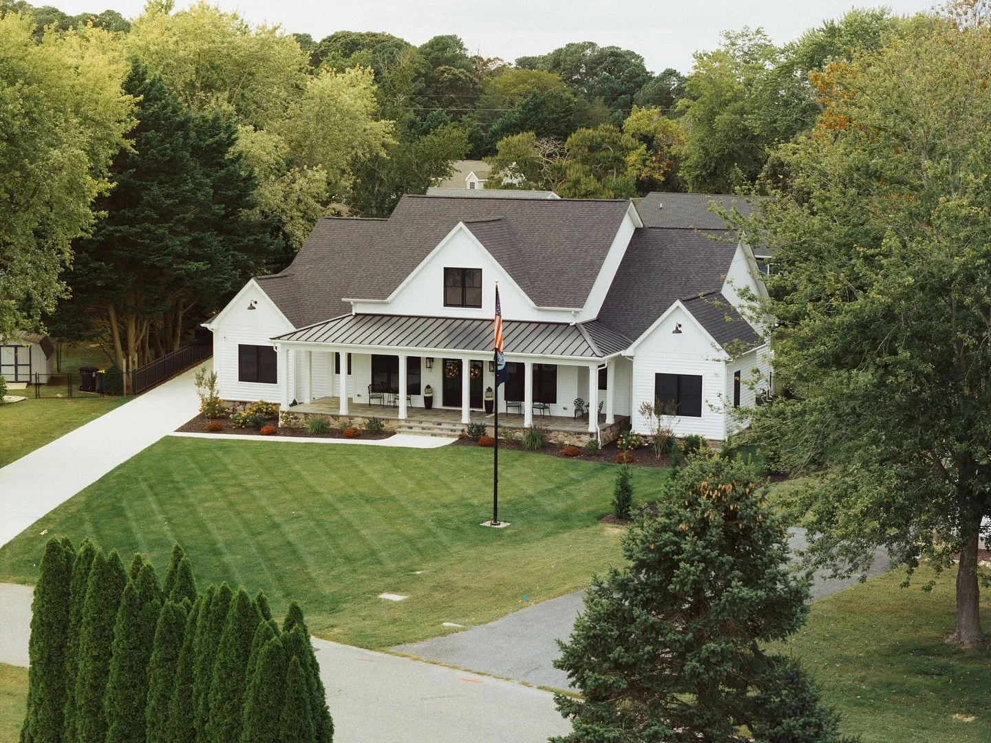 Every home begins as a dream and ends as a view worth admiring. These aerial views remind us—when a home is built with care, excellence shows from every perspective.
🏡 Savini Custom Homes — designed with vision, built with heart.
#Savi