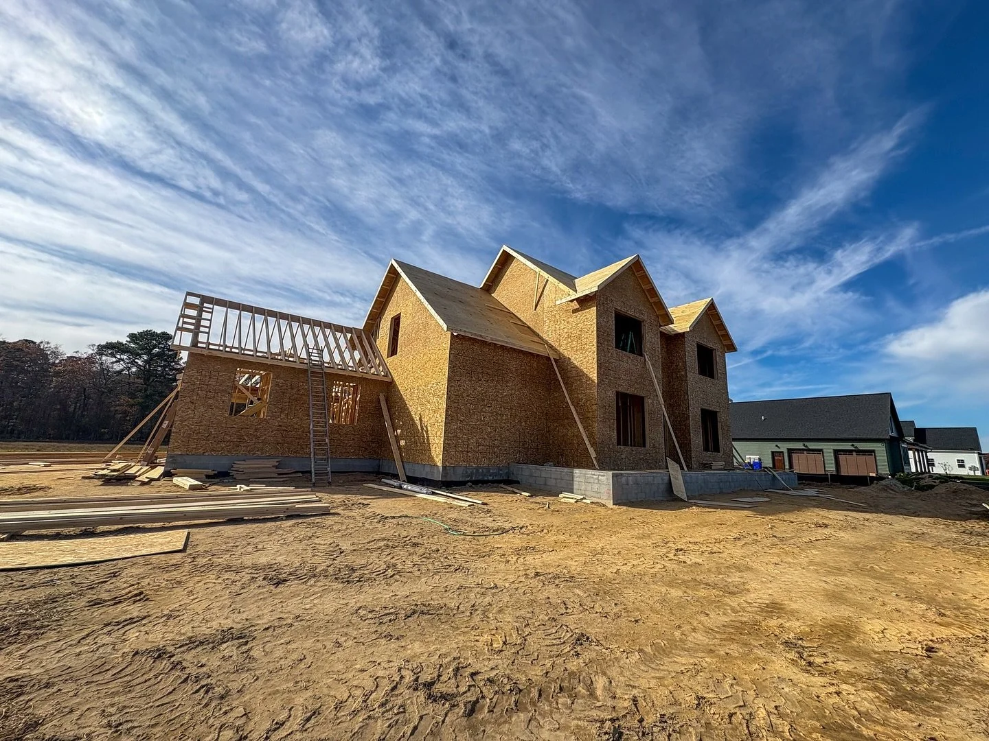 Excited to see another custom home going up in Ellendale, DE! Follow along as this one takes shape &mdash; it&rsquo;s going to be beautiful! 

#SaviniCustomHomes #DelawareHomes #CustomHomeBuilder