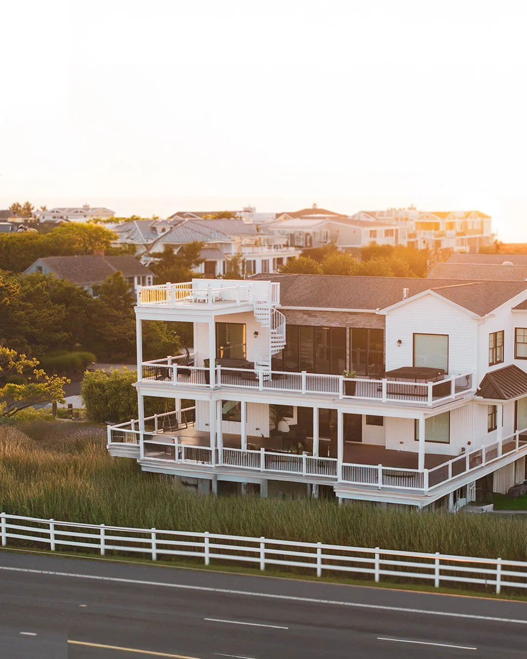 Let's all collectively warm up our hands with this June sunrise at our Dewey Beach build!!⁠
⁠
We hope you're keeping warm out there. Only 44 Days until Spring!
