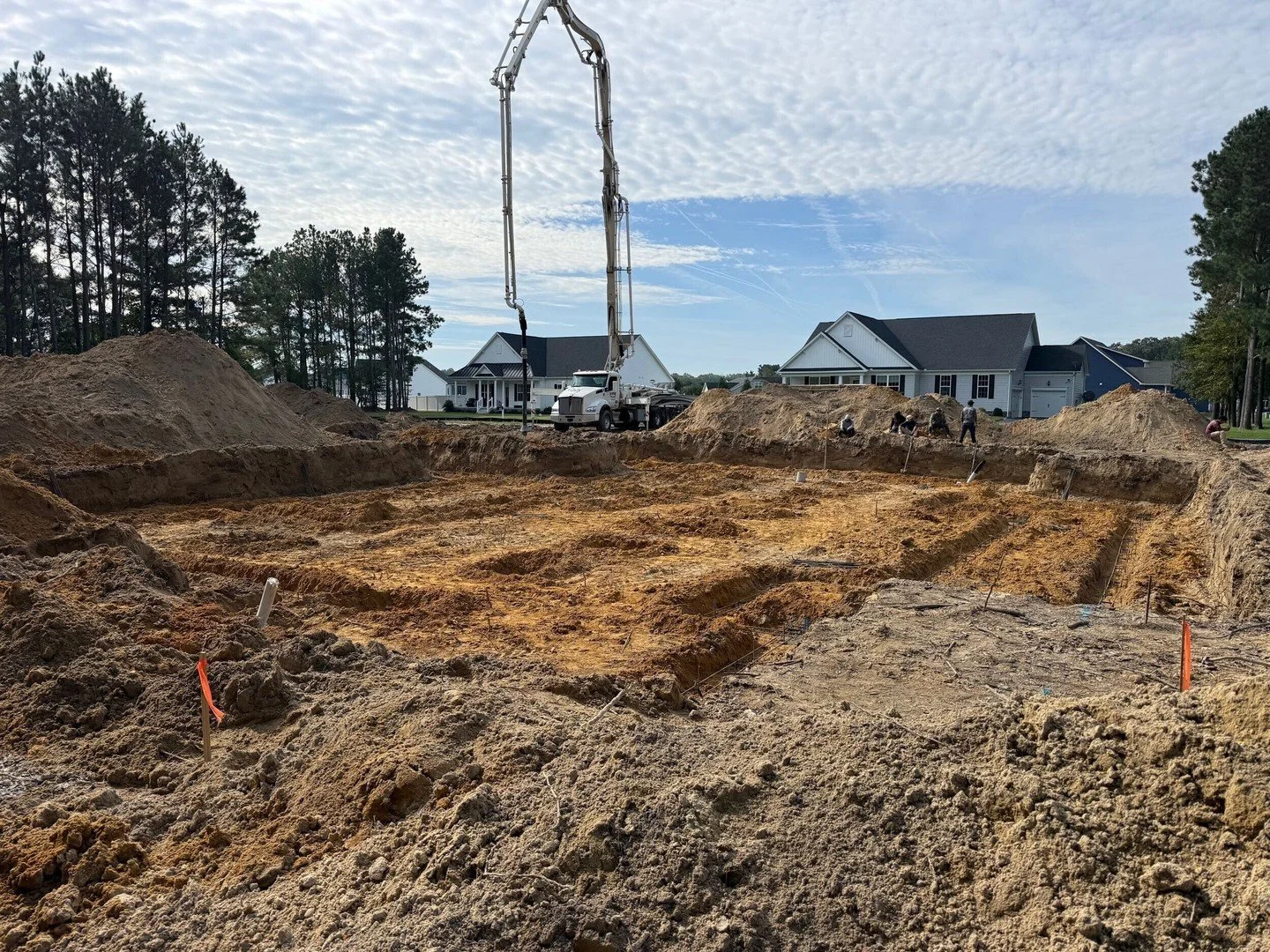 Footers are poured. Foundation walls are next. Another Savini Custom Home is taking shape from the ground up.⁠
⁠
#SaviniCustomHomes #WhereCustomMeansCustom