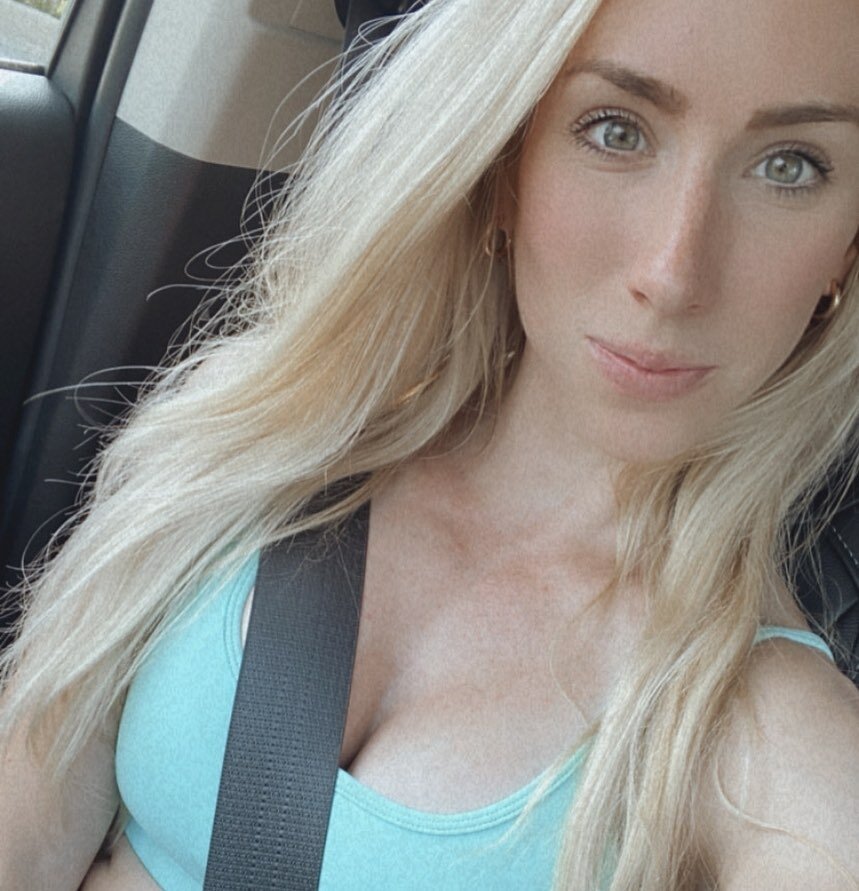 I&rsquo;m back!!!
Literally took a full week to feel like myself again after catching whatever bug I had. Had an amazing workout today and going to be returning my normal posts and vids! 
Can&rsquo;t wait to start this upcoming week fresh!
#weekendvi