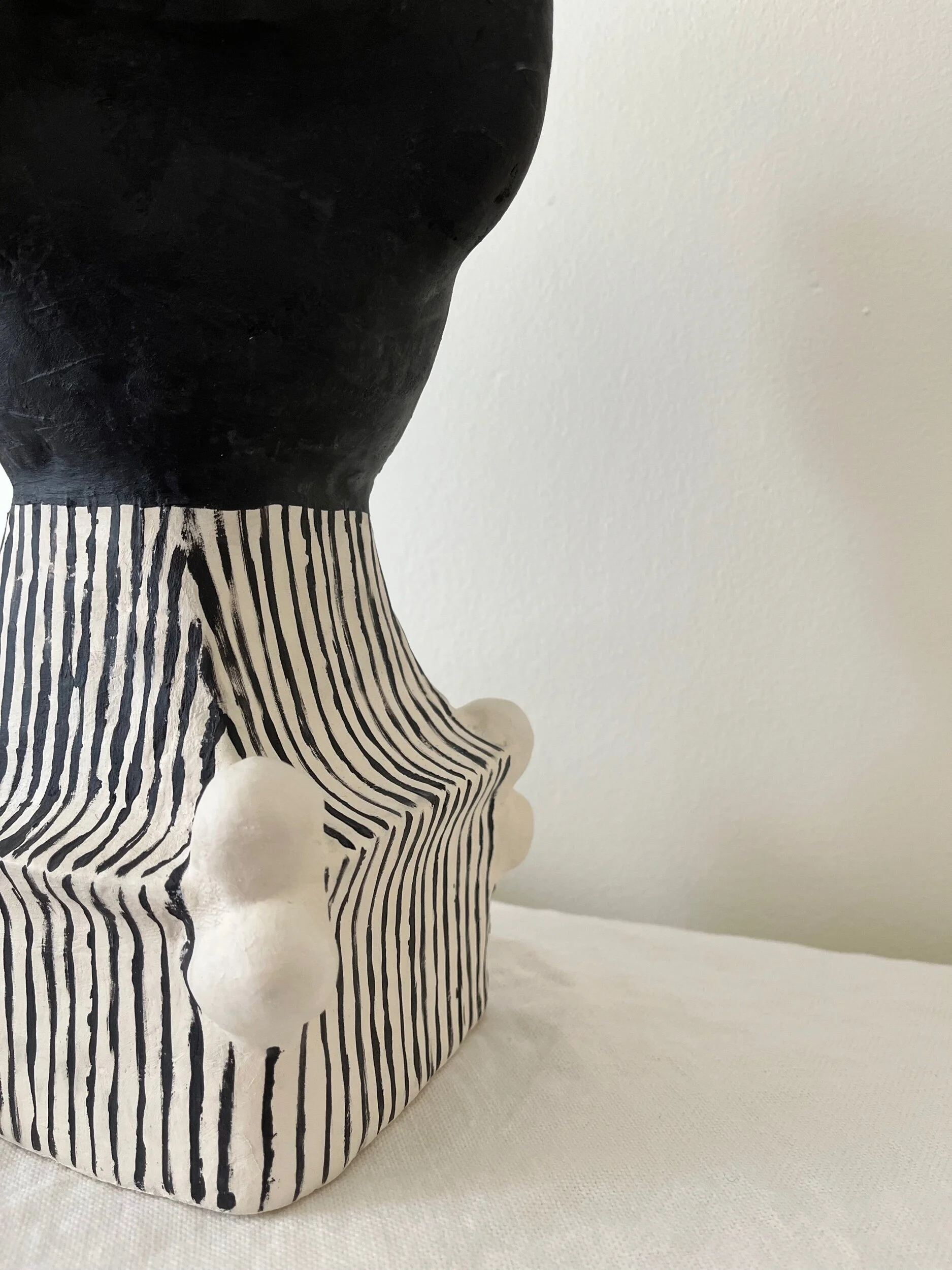 10F2A533-E141-48C2-8541-E032A99D7487