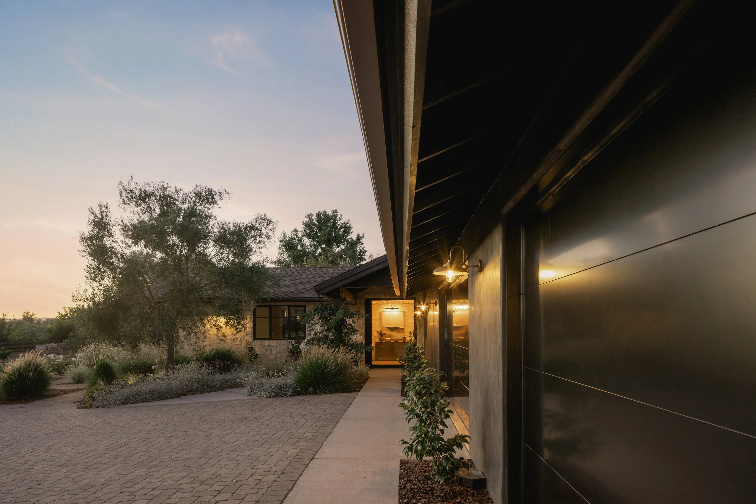 JG-5501Baseline-exterior-69.jpg