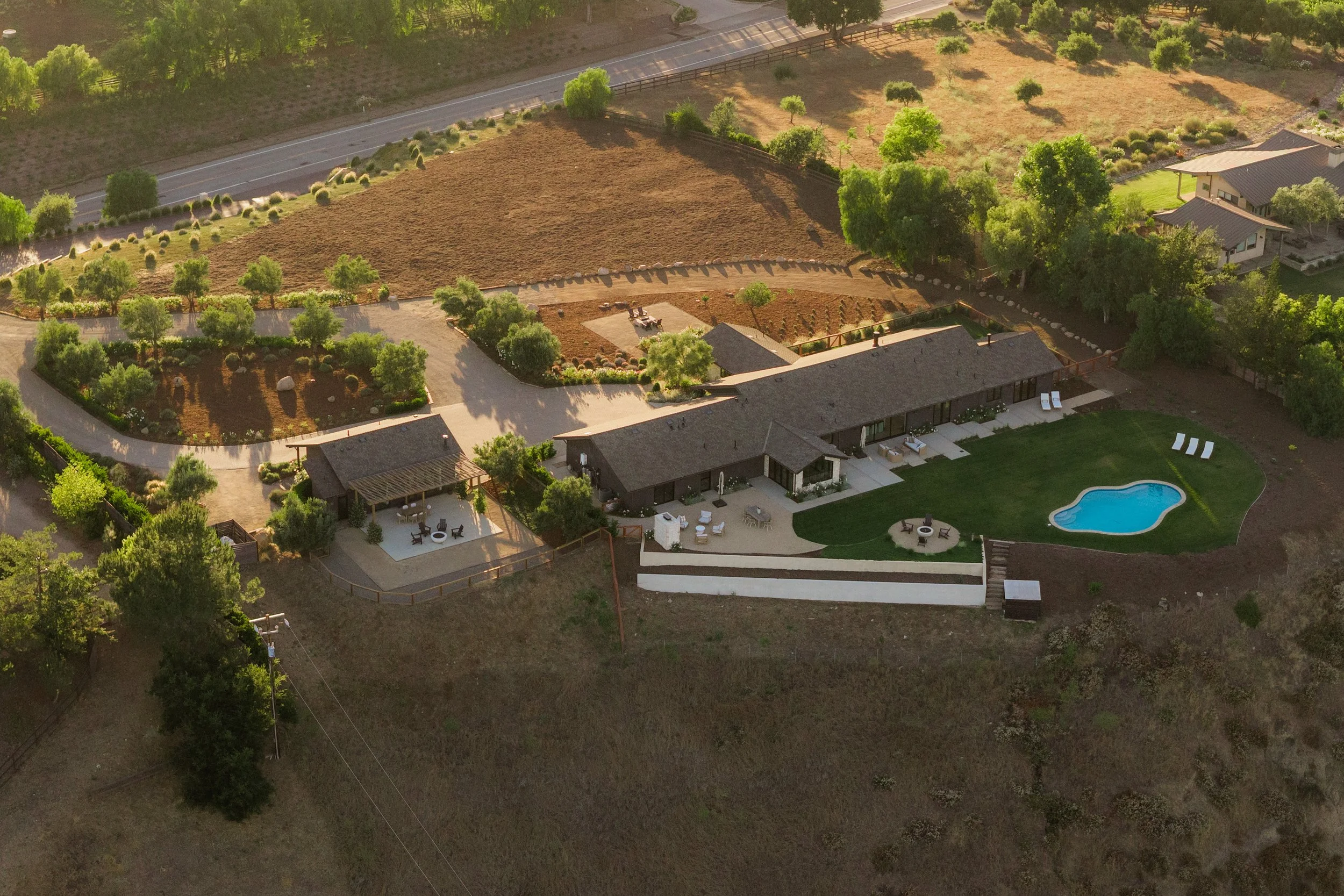 JG-5501Baseline-exterior-23.jpg