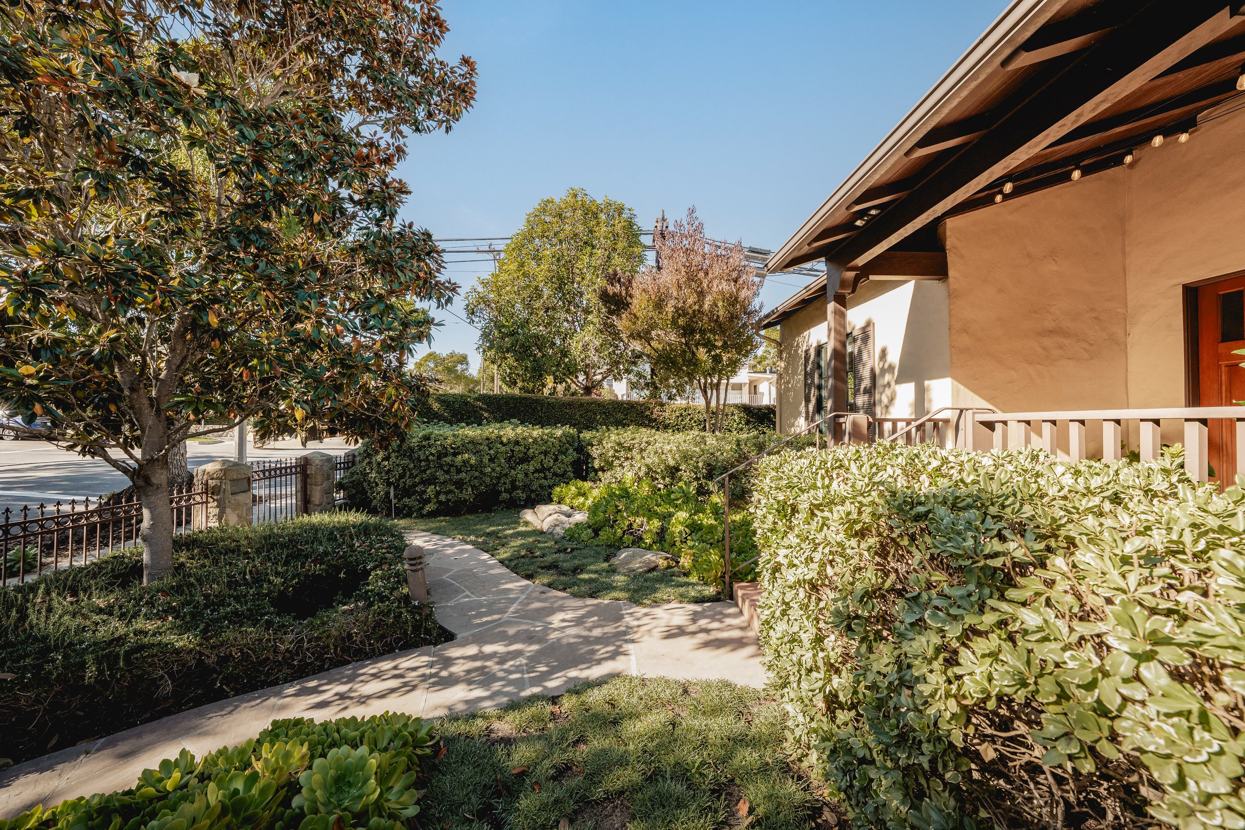 JG-1436Laguna-exterior-17.jpg