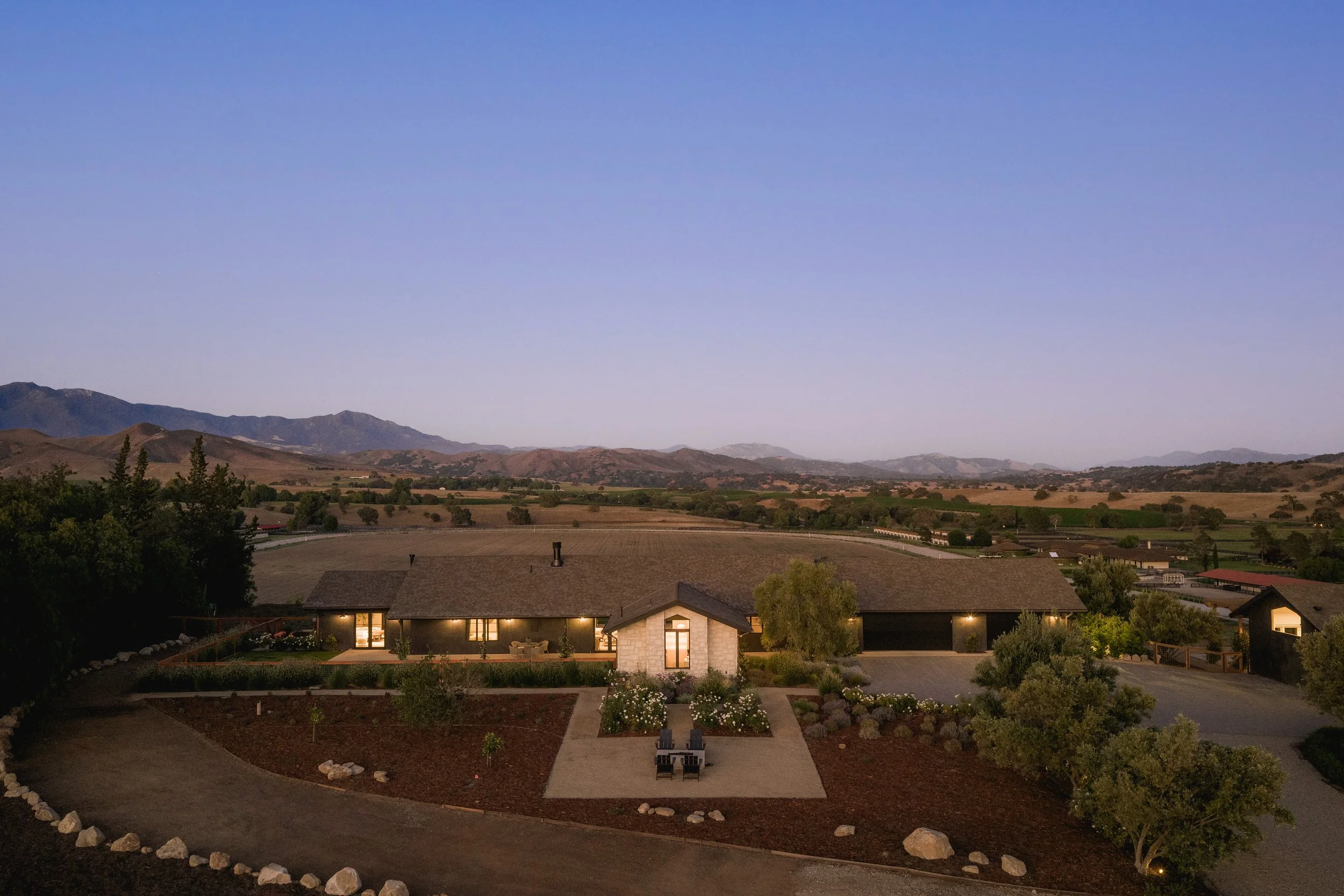 JG-5501Baseline-exterior-80.jpg
