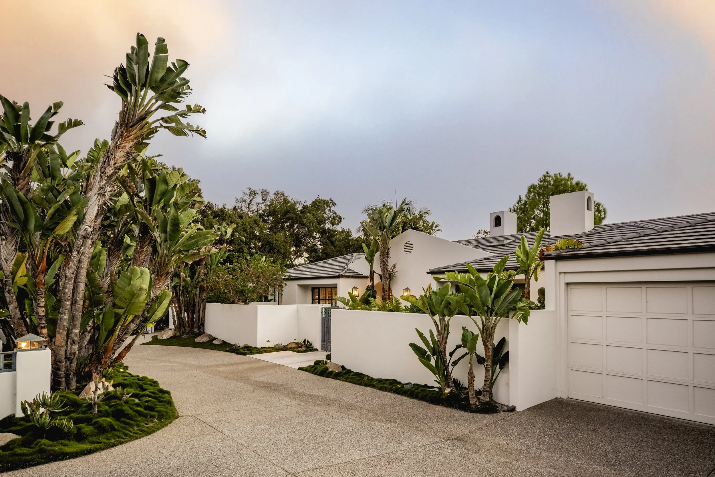 JG-2025BirnamWoodDrive-exterior-31.jpg