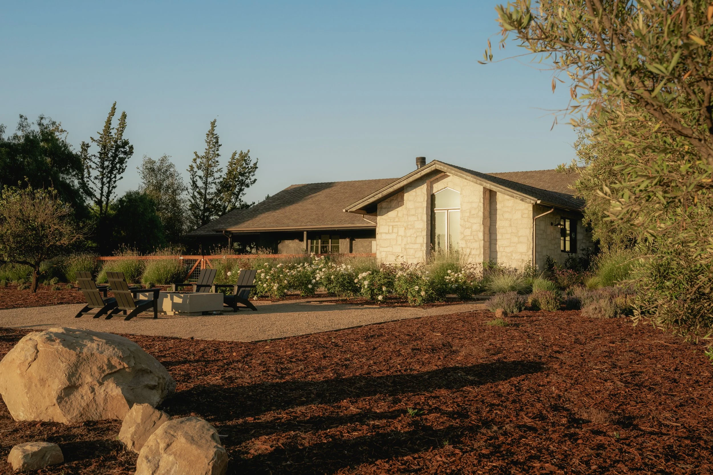 JG-5501Baseline-exterior-44.jpg