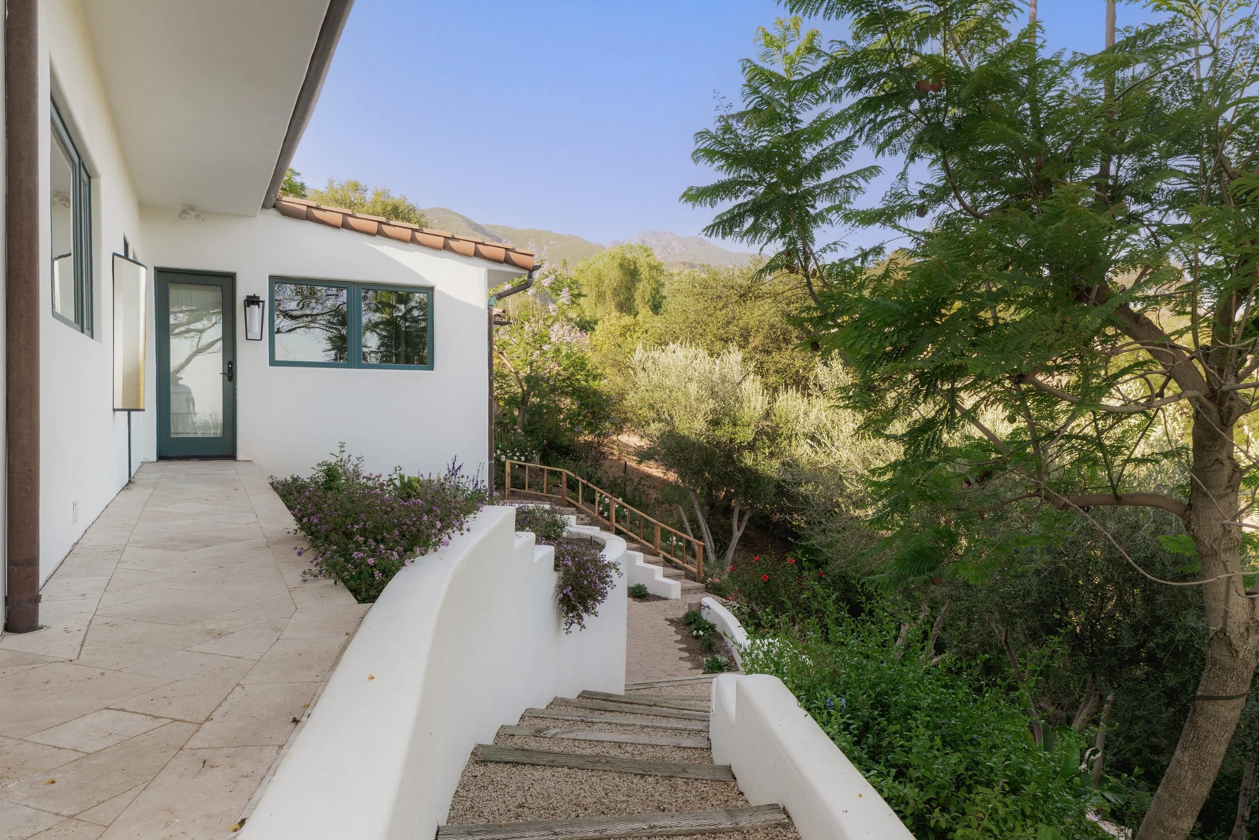 JG-1228MissionCanyon-exterior-13.jpg