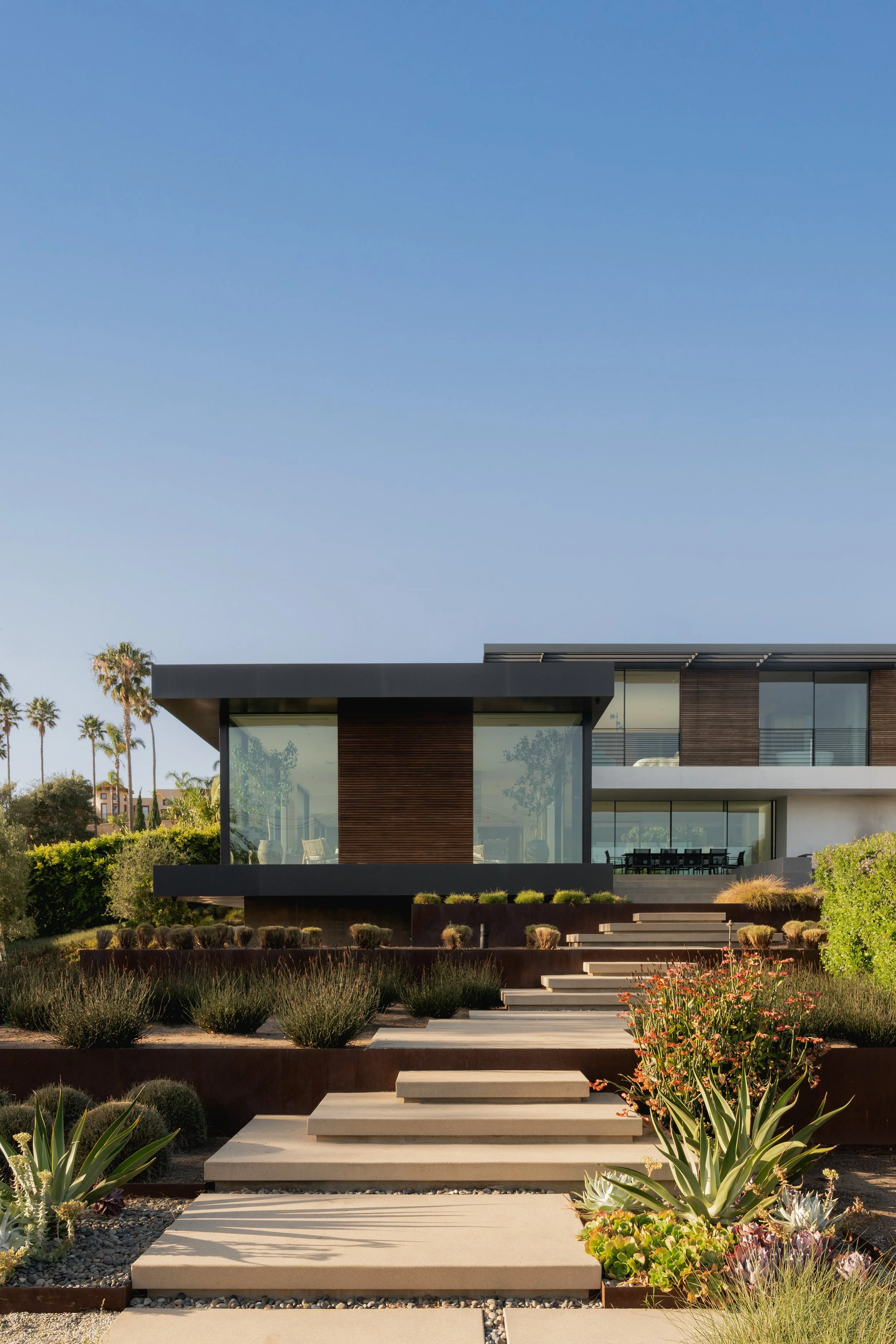 JG-6398SeaStar-exterior-3.jpg
