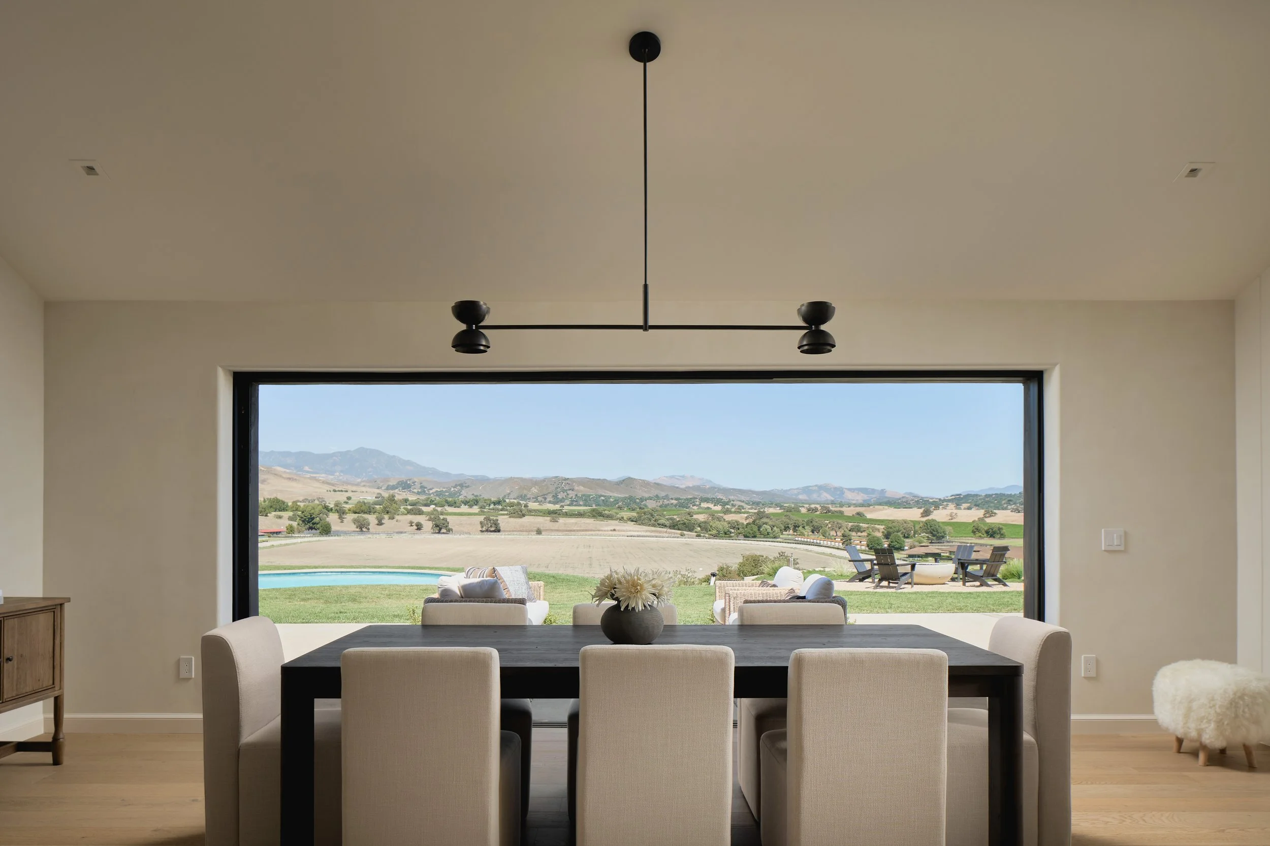 JG-5501Baseline-interior-5.jpg