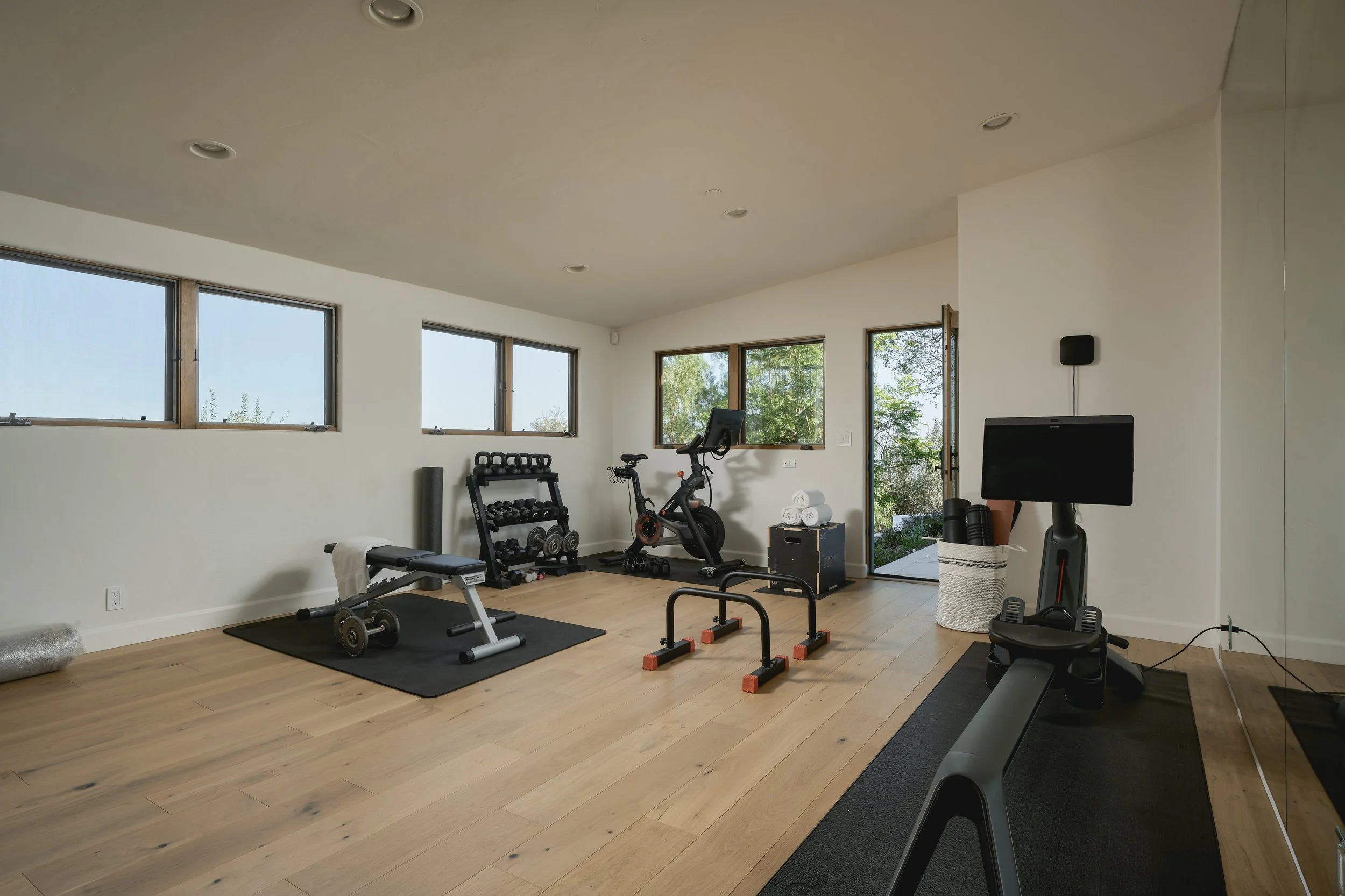 JG-1228MissionCanyon-interior-52.jpg