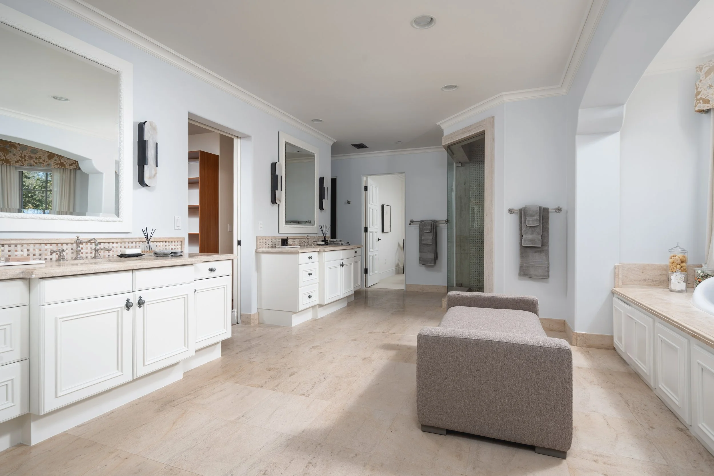 JG-184TiburonBay-interiorrev-1.jpg
